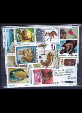 250 vnt skirtingų pašto ženklų pakuotė "Laukiniai gyvūnai" 2501