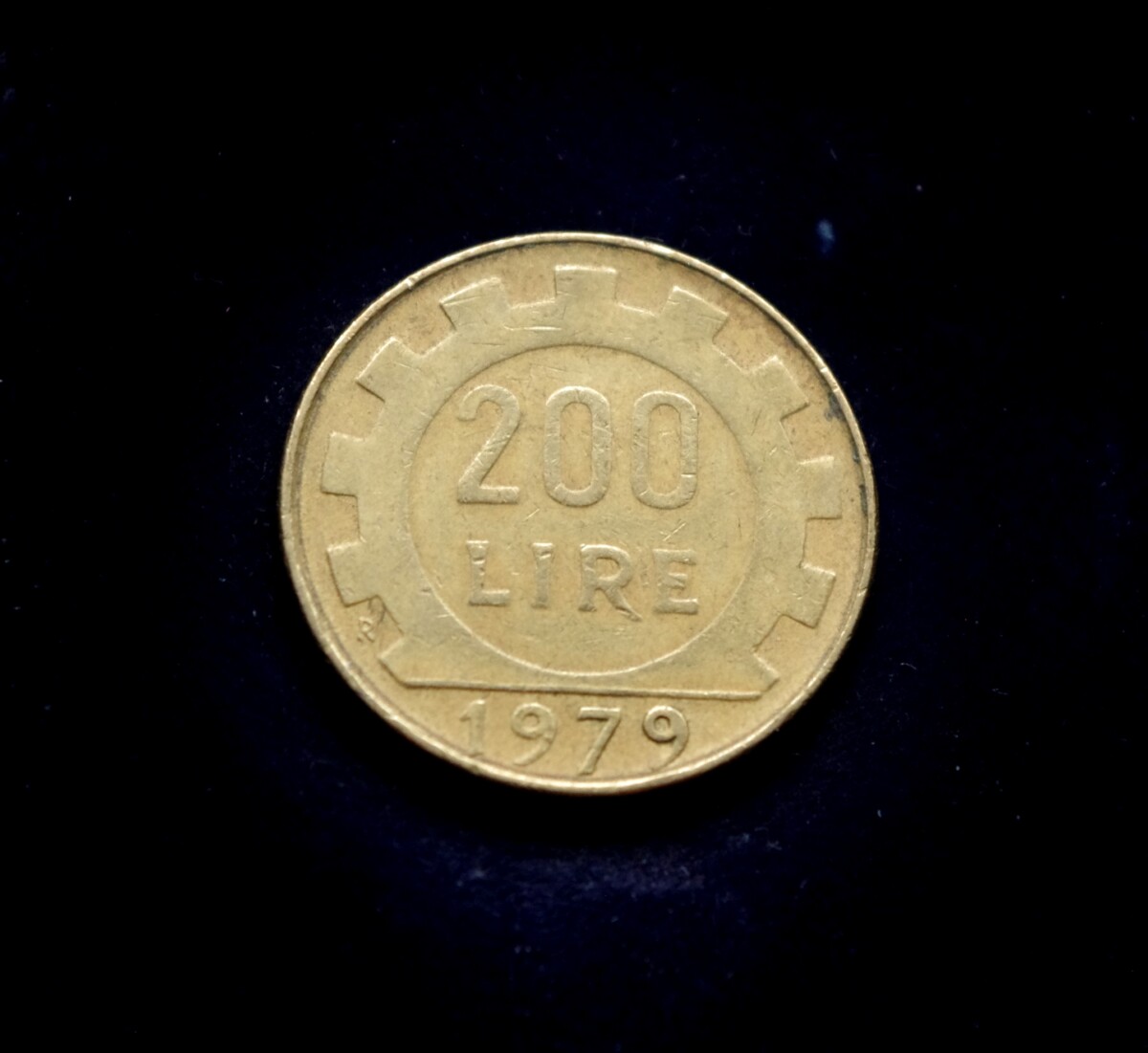 moneta, 200 lirų, Italija