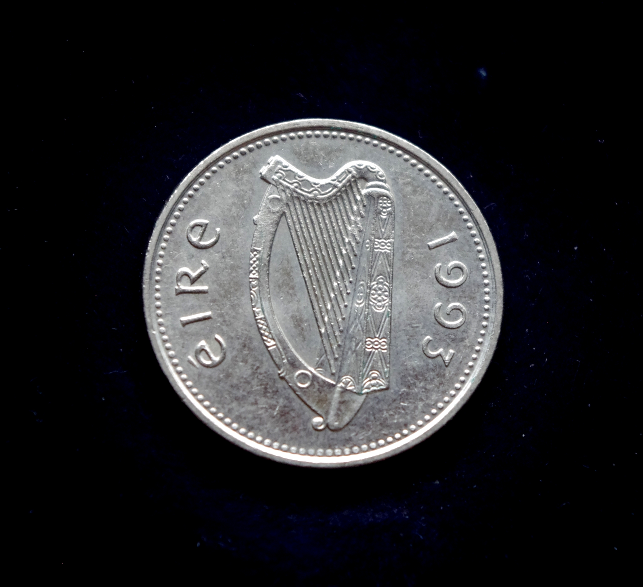 Airijos 10 pensų moneta. Lašiša (Salmo salar)