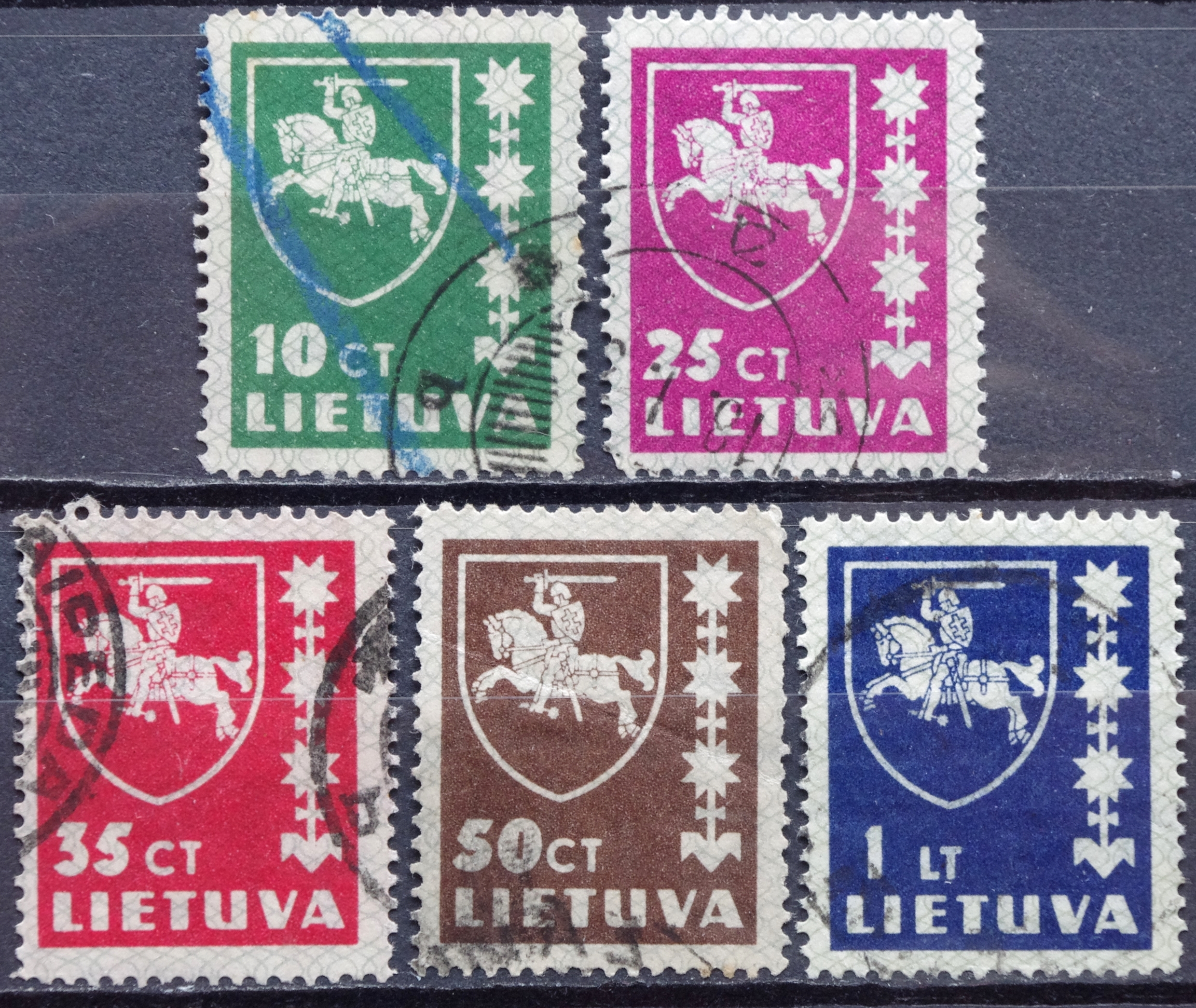 pašto ženklai, Tarpukario Lietuva. Standartinė pašto ženklų laida. Vyčio herbas I-II