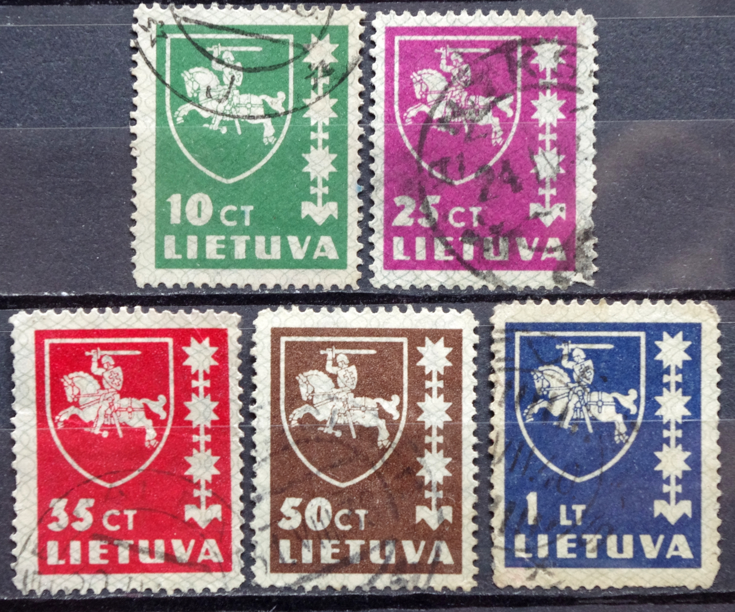 IMGP3295 pašto ženklai, Tarpukario Lietuva. Standartinė pašto ženklų laida. Vyčio herbas I-II