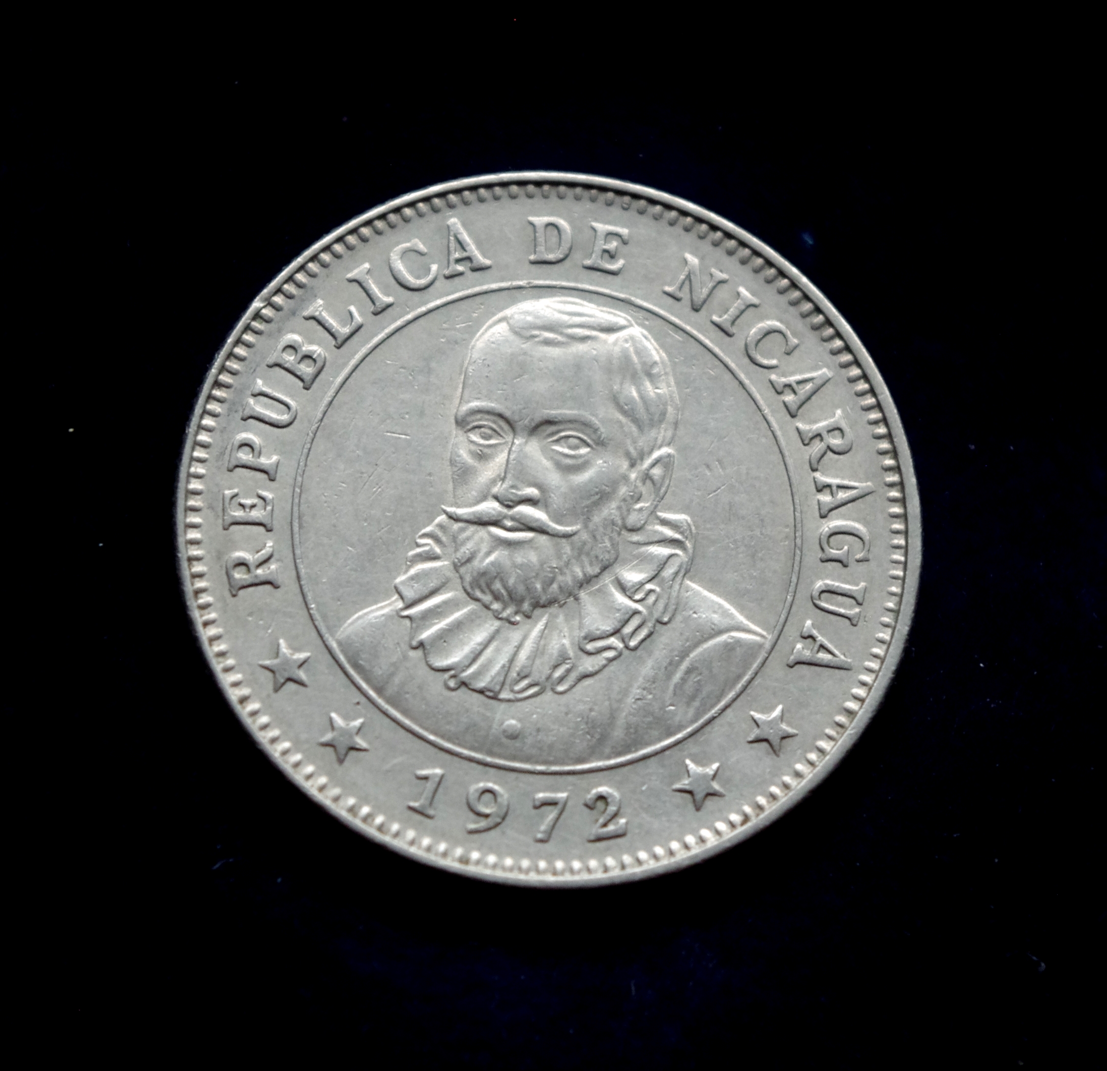 Nikaragvos 1 kordobos moneta. Fransiskas Ernandesas de Kordoba – Nikaragvos įkūrėjas