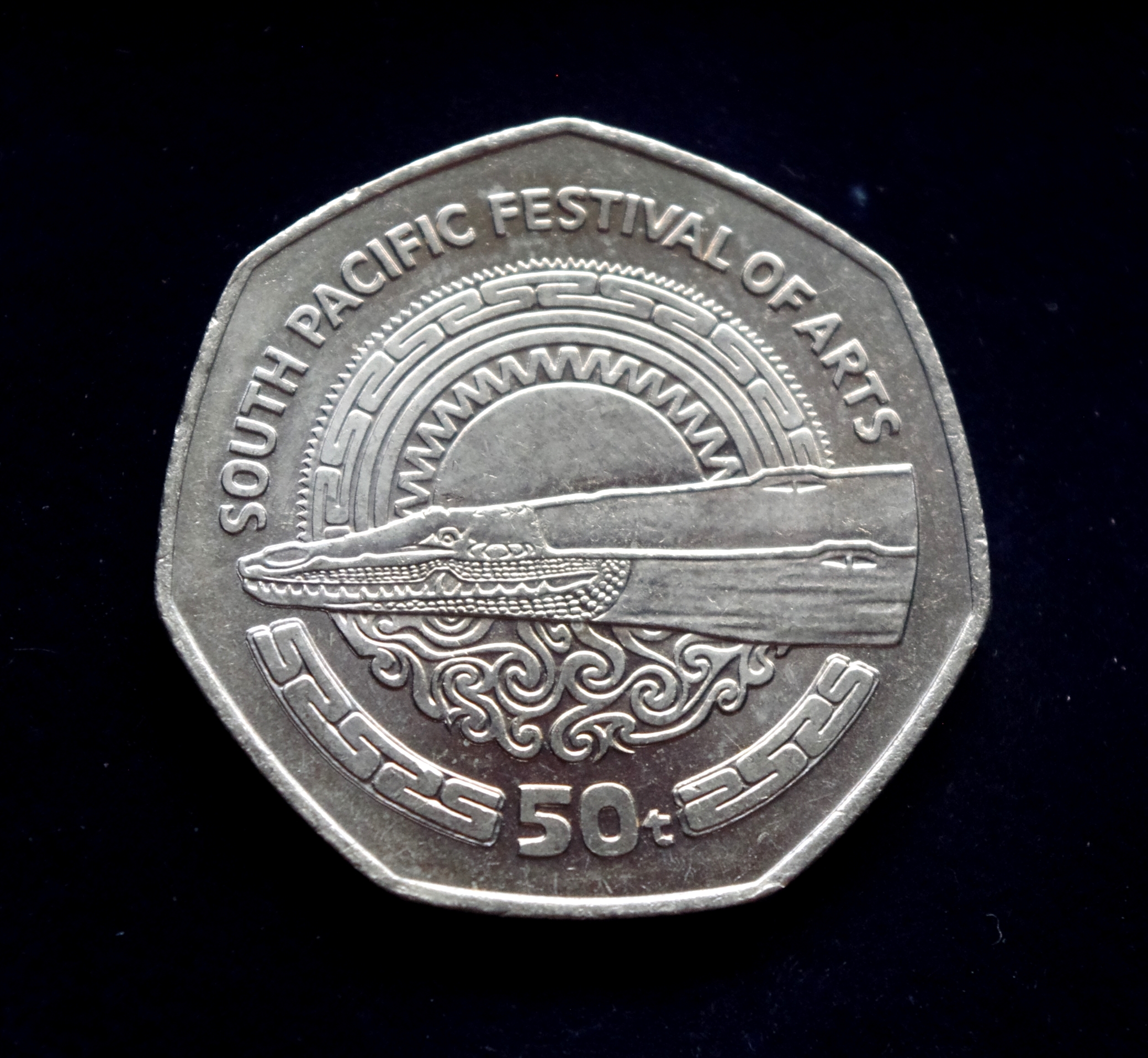 IMGP0803 Papua Naujosios Gvinėjos 50 tojų proginė moneta. Pietų Ramiojo vandenyno menų festivalis