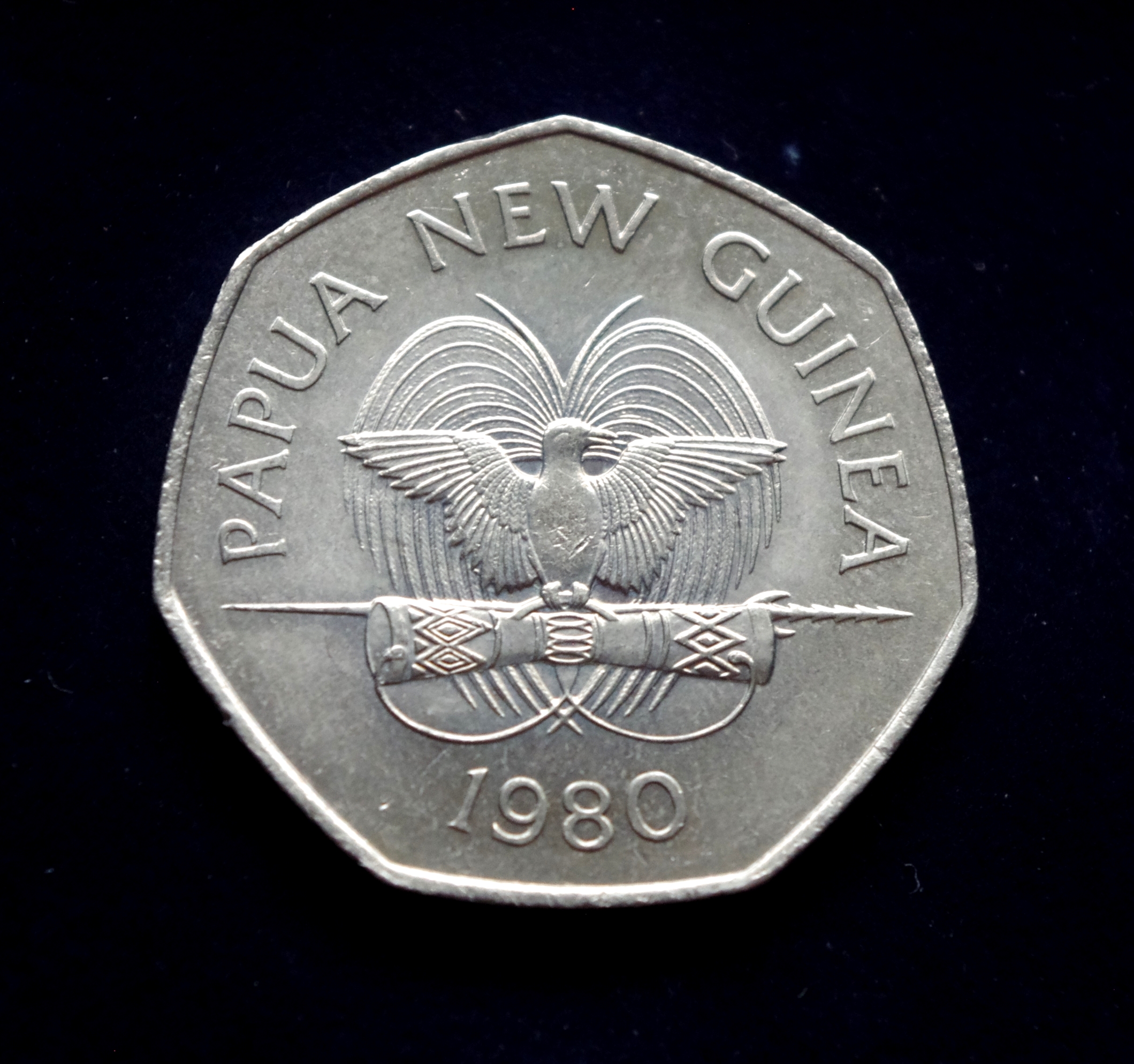 IMGP0809 Papua Naujosios Gvinėjos 50 tojų proginė moneta. Pietų Ramiojo vandenyno menų festivalis