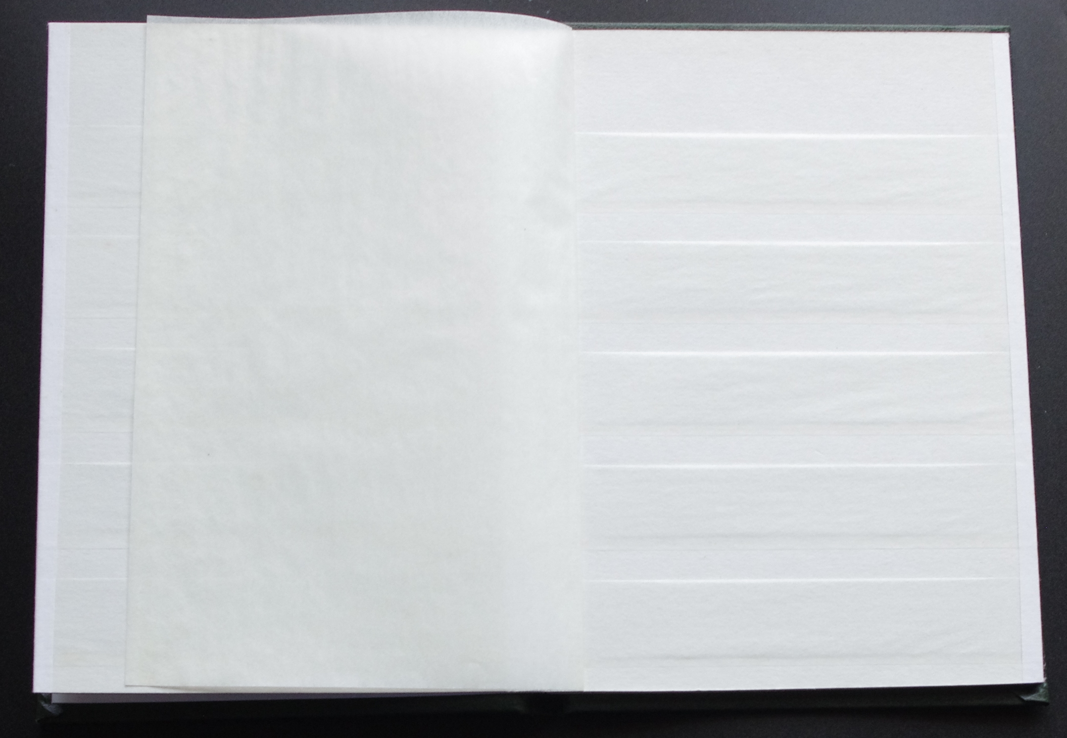 Naudotas, kišeninis albumas pašto ženklams