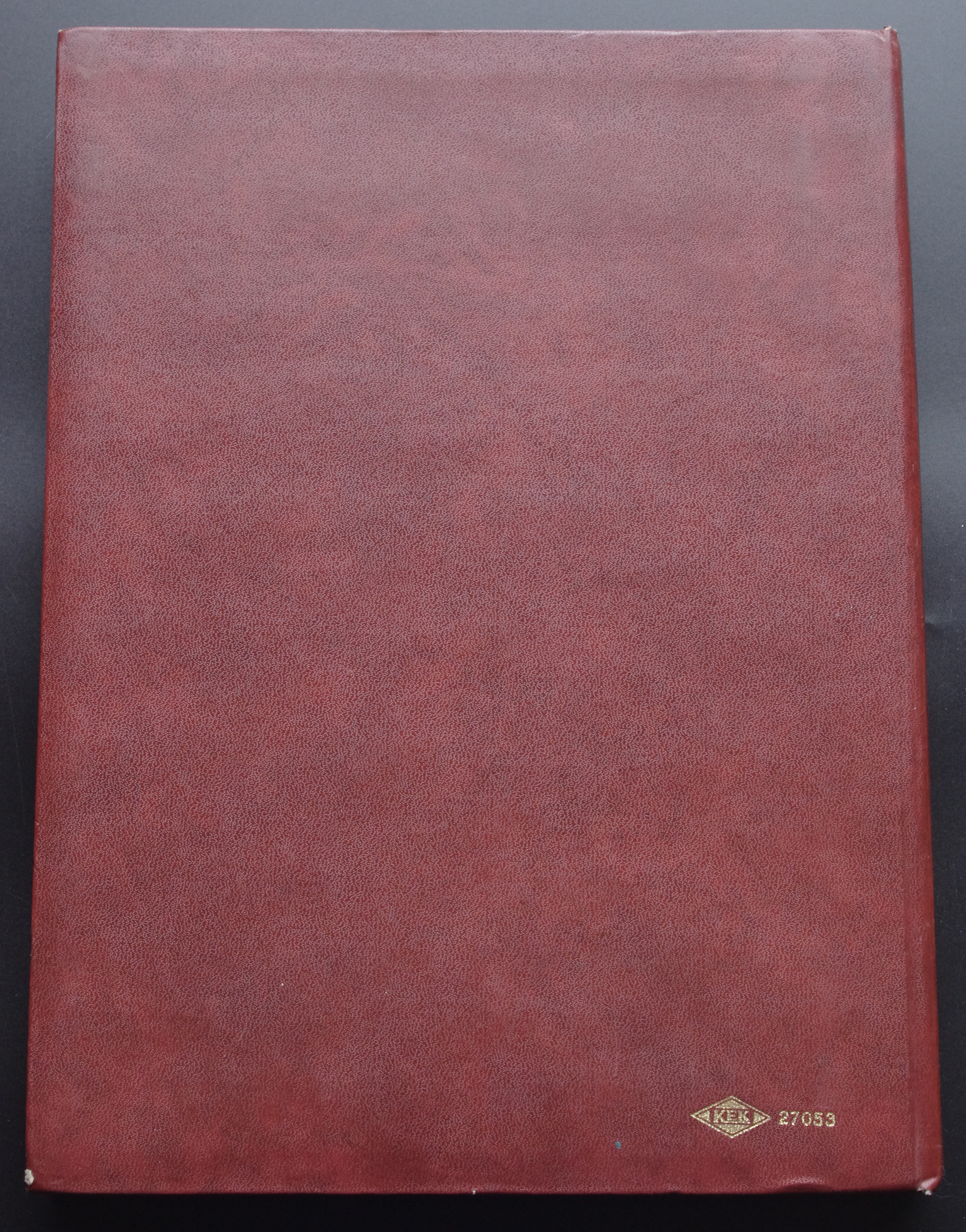 IMGP4300 Naudotas, rudos spalvos albumas pašto ženklams