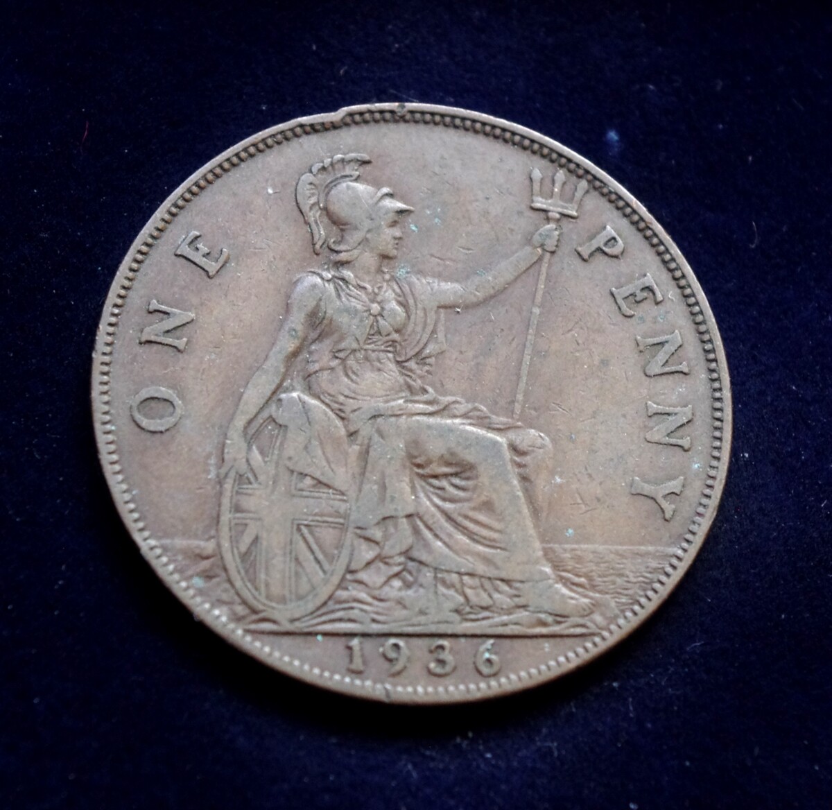 moneta, 1 pensas, Jungtinė Karalystė