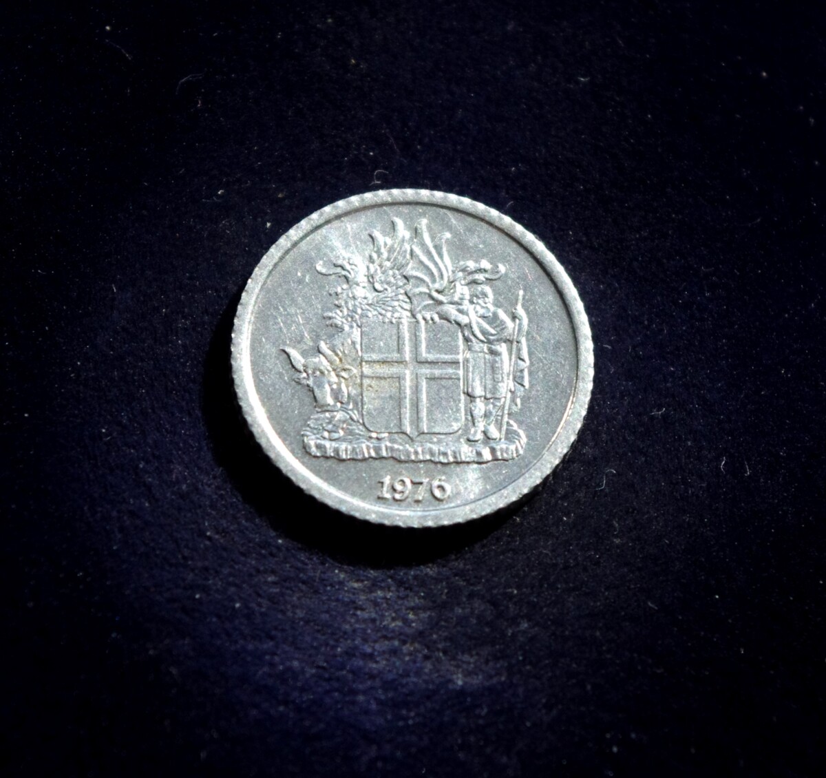 moneta 1 krona, Islandija