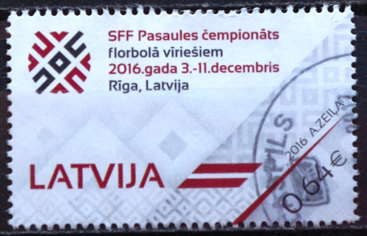 Pašto ženklai, Latvija, grindų riedulys