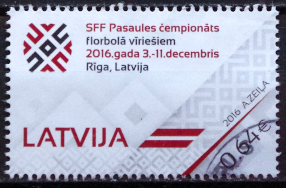 Pašto ženklai, Latvija, grindų riedulys