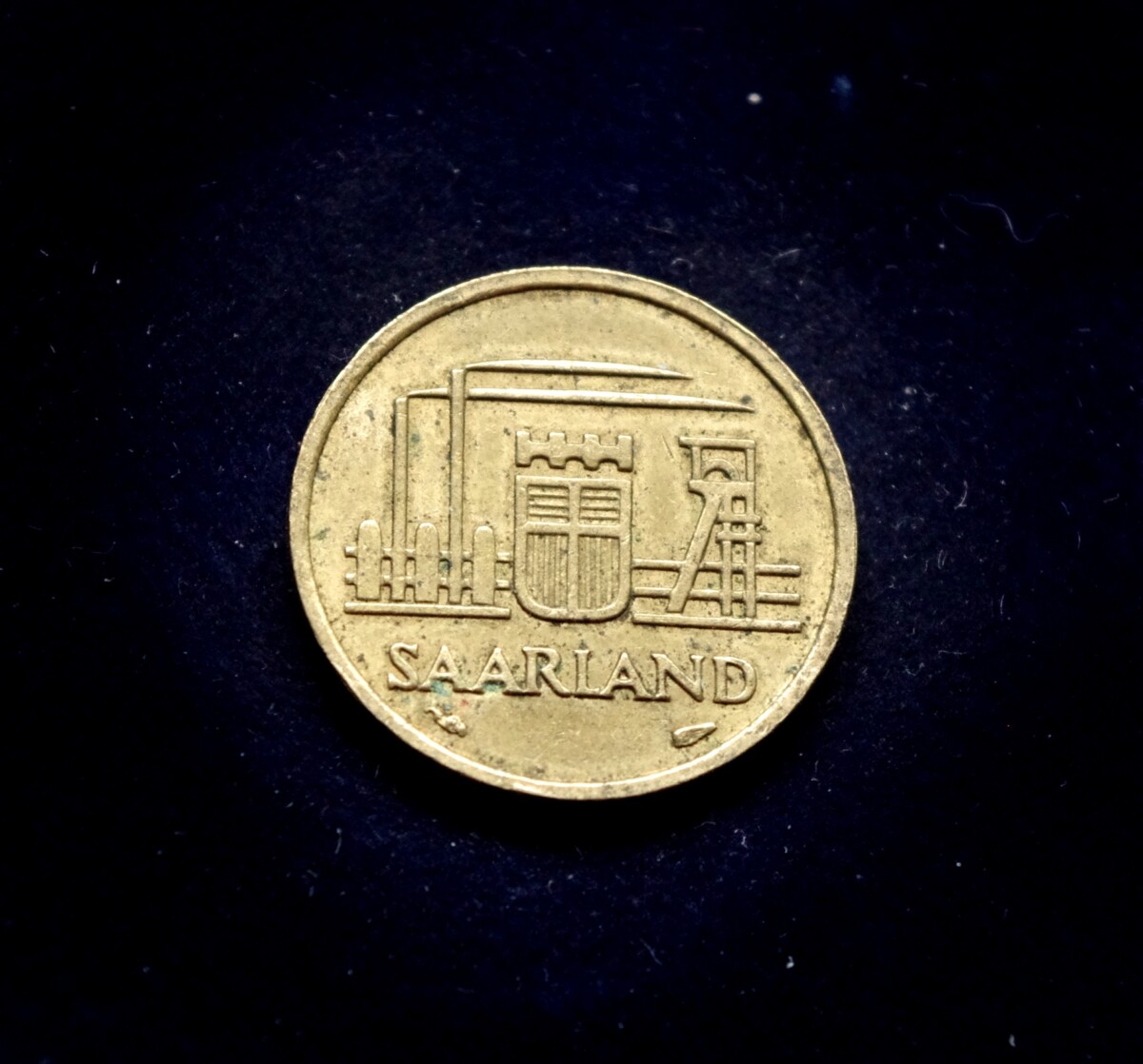 moneta, 10 frankų, Saras
