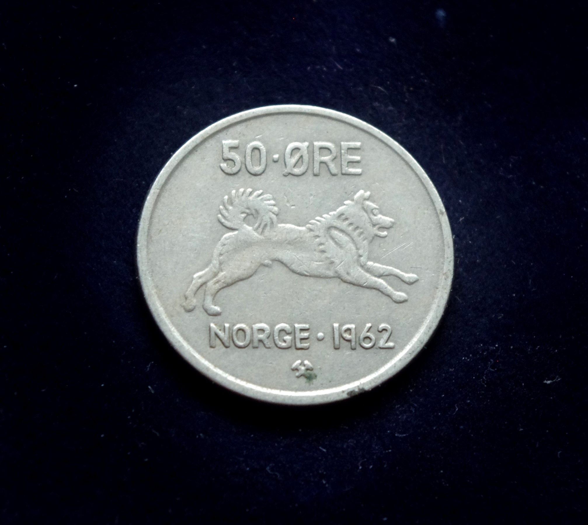 moneta, 50 erių, Norvegija, šuo