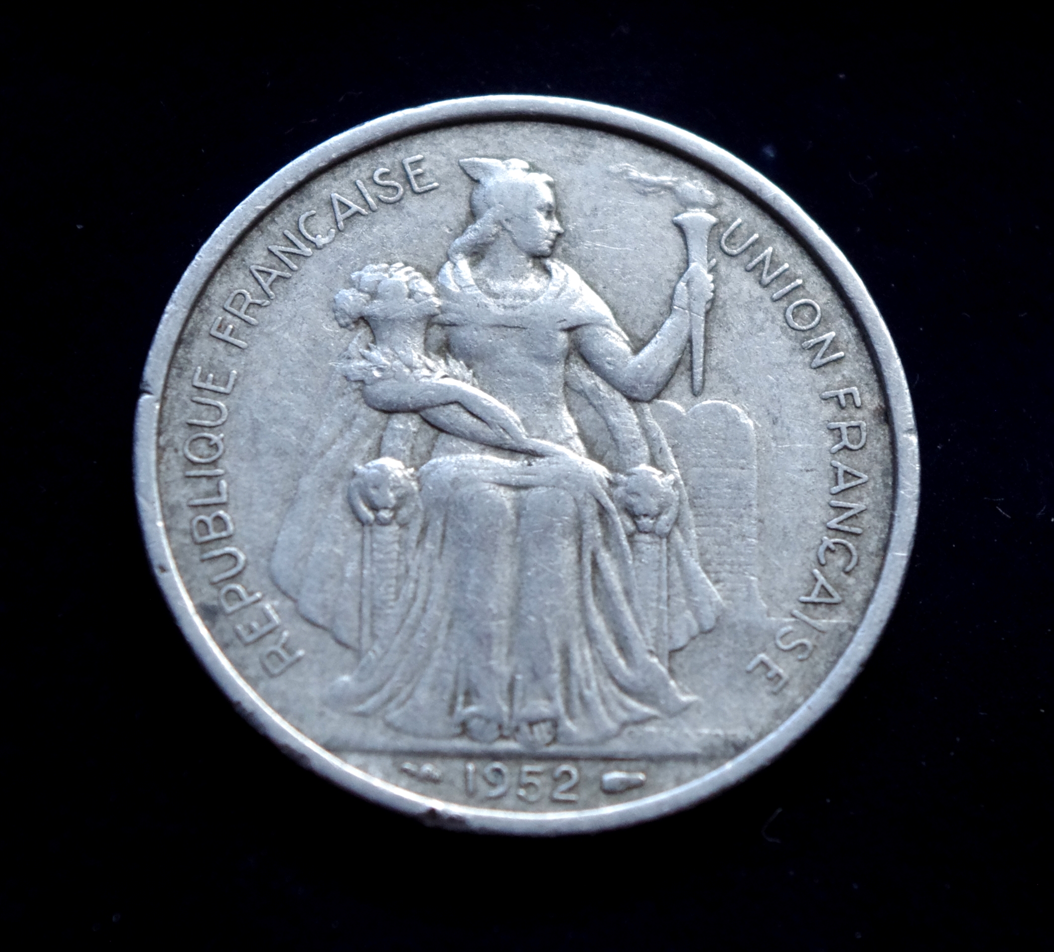 Prancūzijos Okeanijos 5 frankų moneta