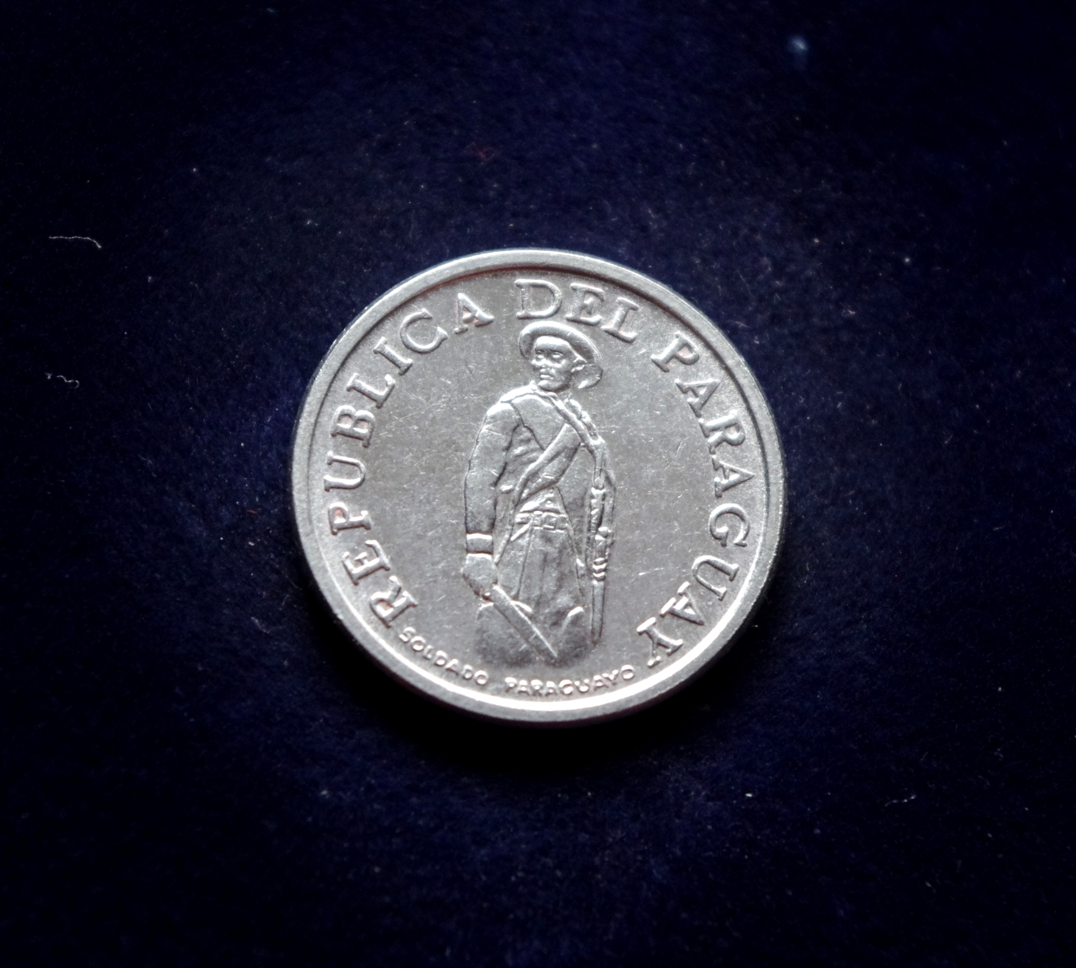 Paragvajau 1 gvaranio moneta