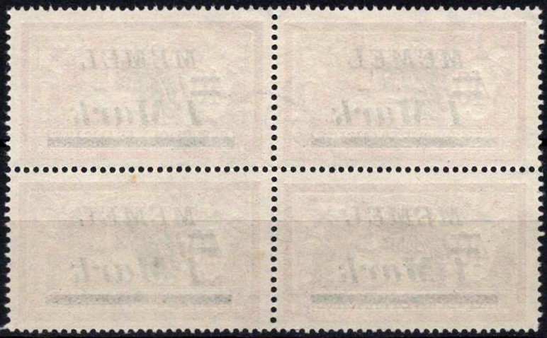 Perspausdinti Paryžiaus spaustuvėje. Perspaudas juodos spalvos