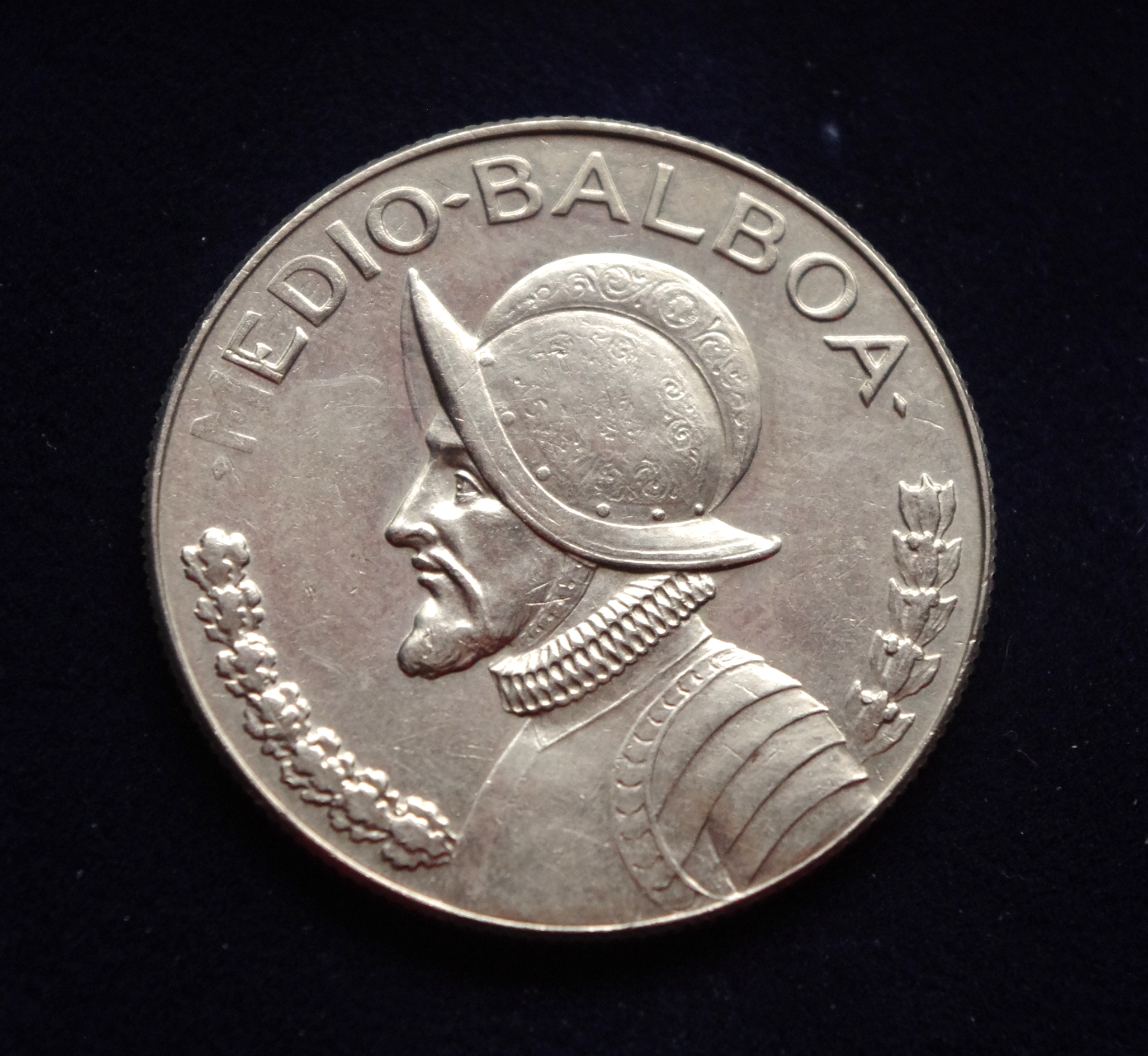 Panamos 1/2 balboa moneta. Ispanų keliautojas – konkistadoras