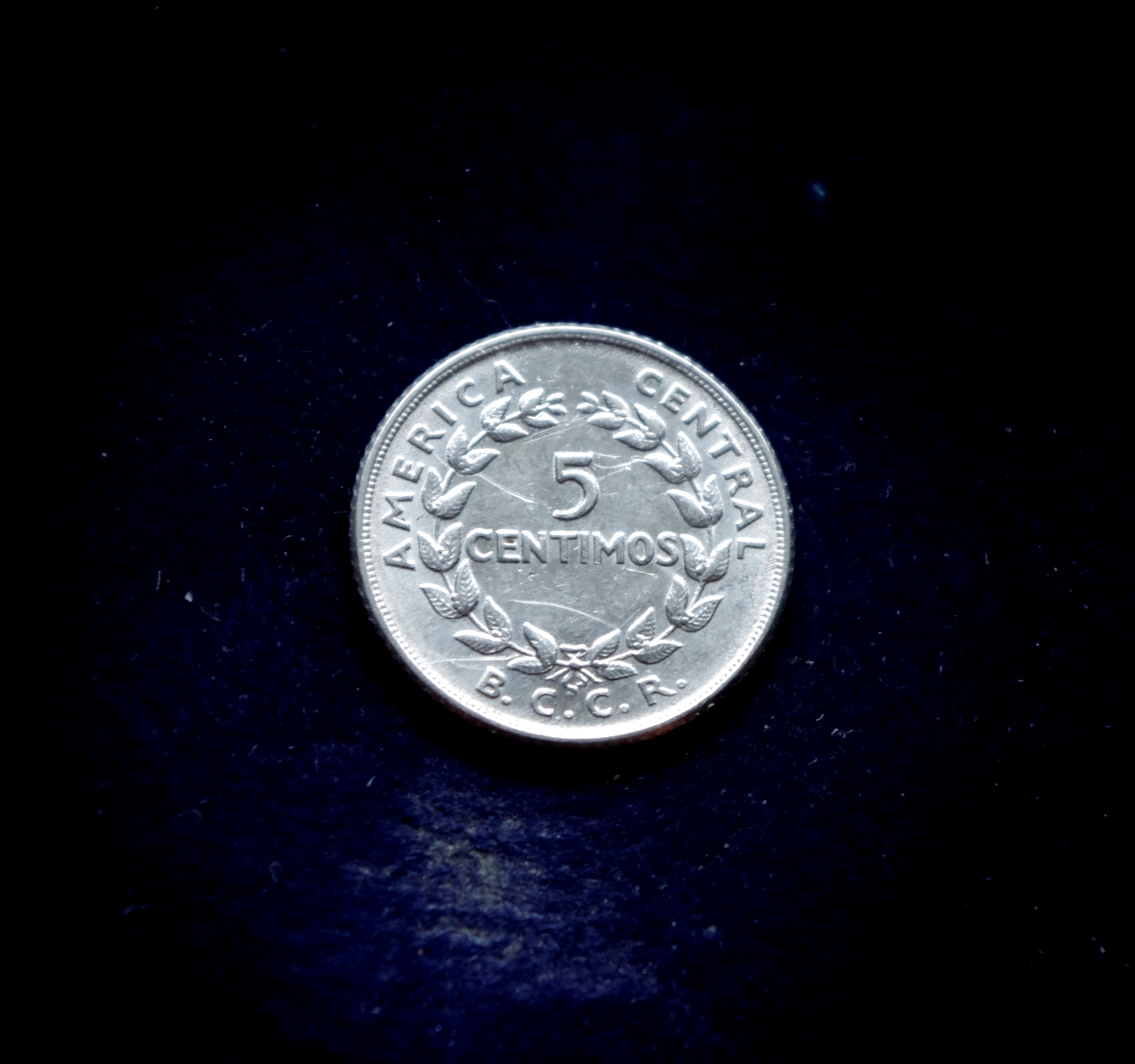 Kosta Rikos 5 sentimų moneta