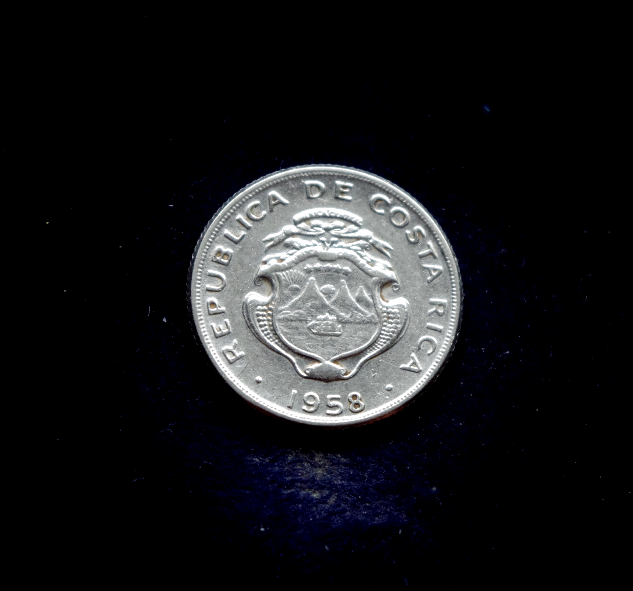 Kosta Rikos 10 sentimų moneta