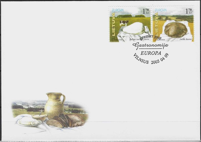 Pirmos dienos vokas. Gastronomija: Baltasis varškės sūris ir juoda duona