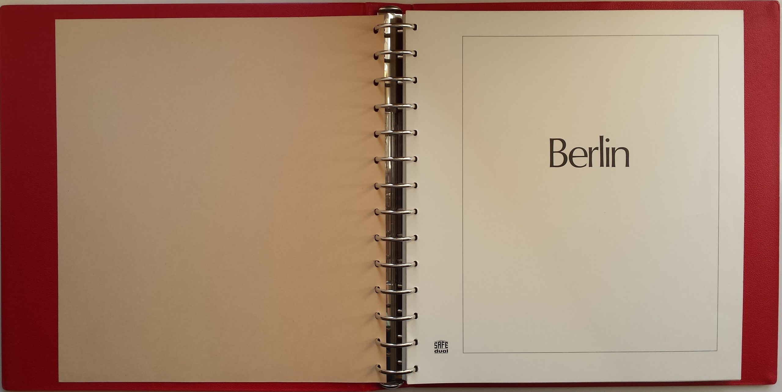 SAFE albumas Vakarų Berlyno 1978-1990 m. pašto ženklų kolekcijai SAFE albumas Vakarų Berlyno 1978-1990 m. pašto ženklų kolekcijai