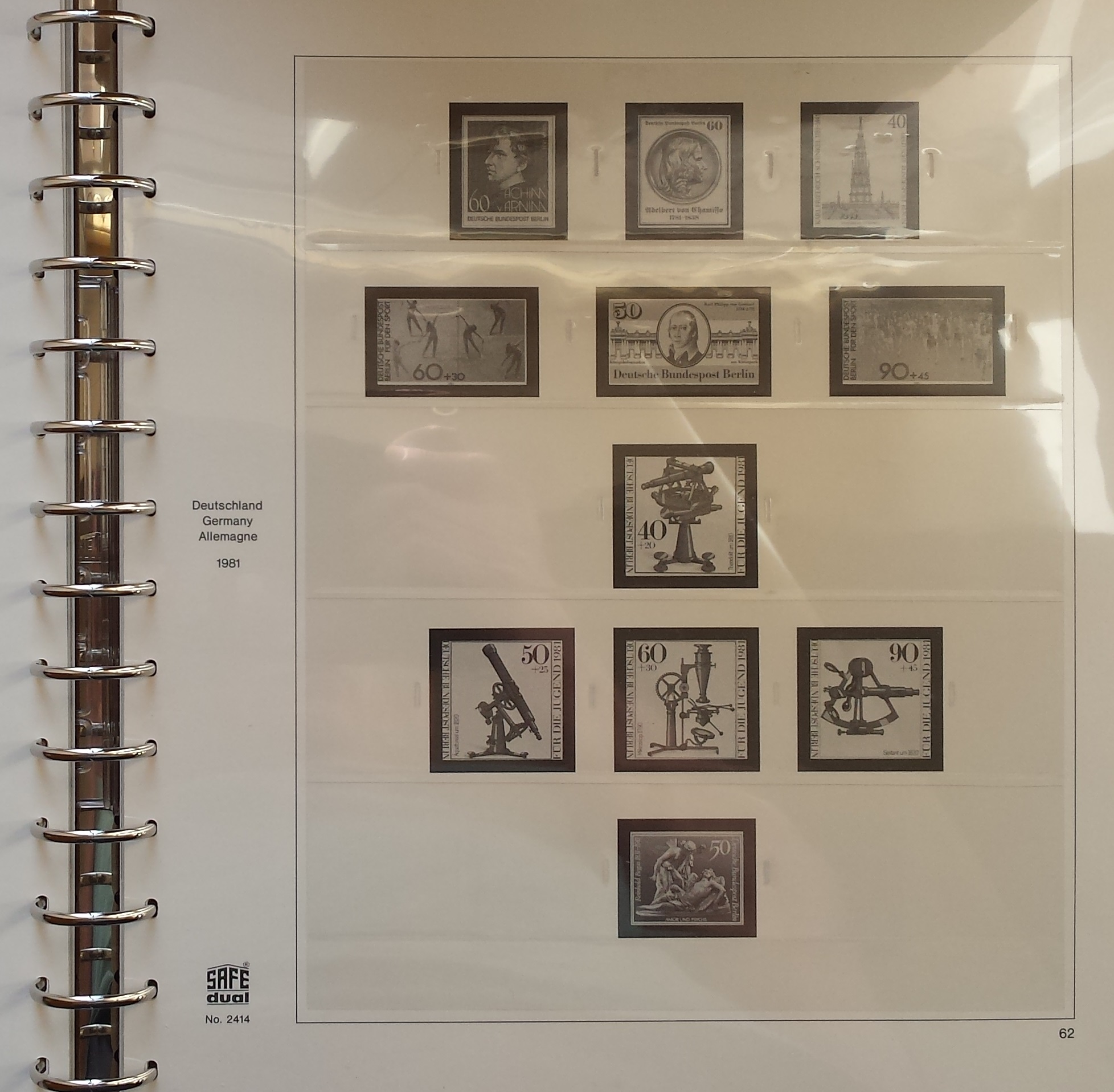 SAFE albumas Vakarų Berlyno 1978-1990 m. pašto ženklų kolekcijai SAFE albumas Vakarų Berlyno 1978-1990 m. pašto ženklų kolekcijai