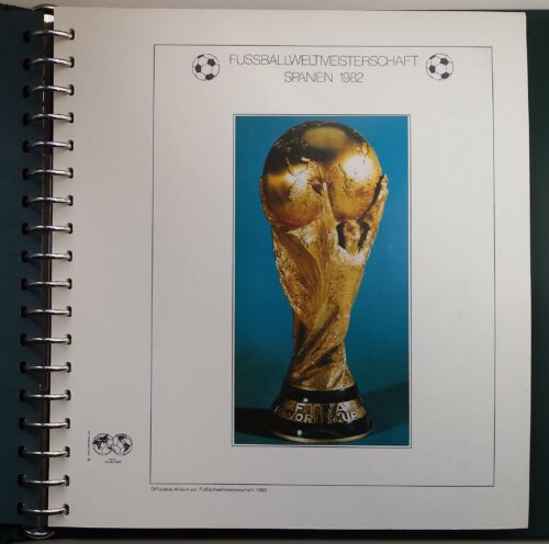 KOLEKCIJA "1982 m. Pasaulio futbolo čempionatas Ispanijoje" Lindner teminiame albume
