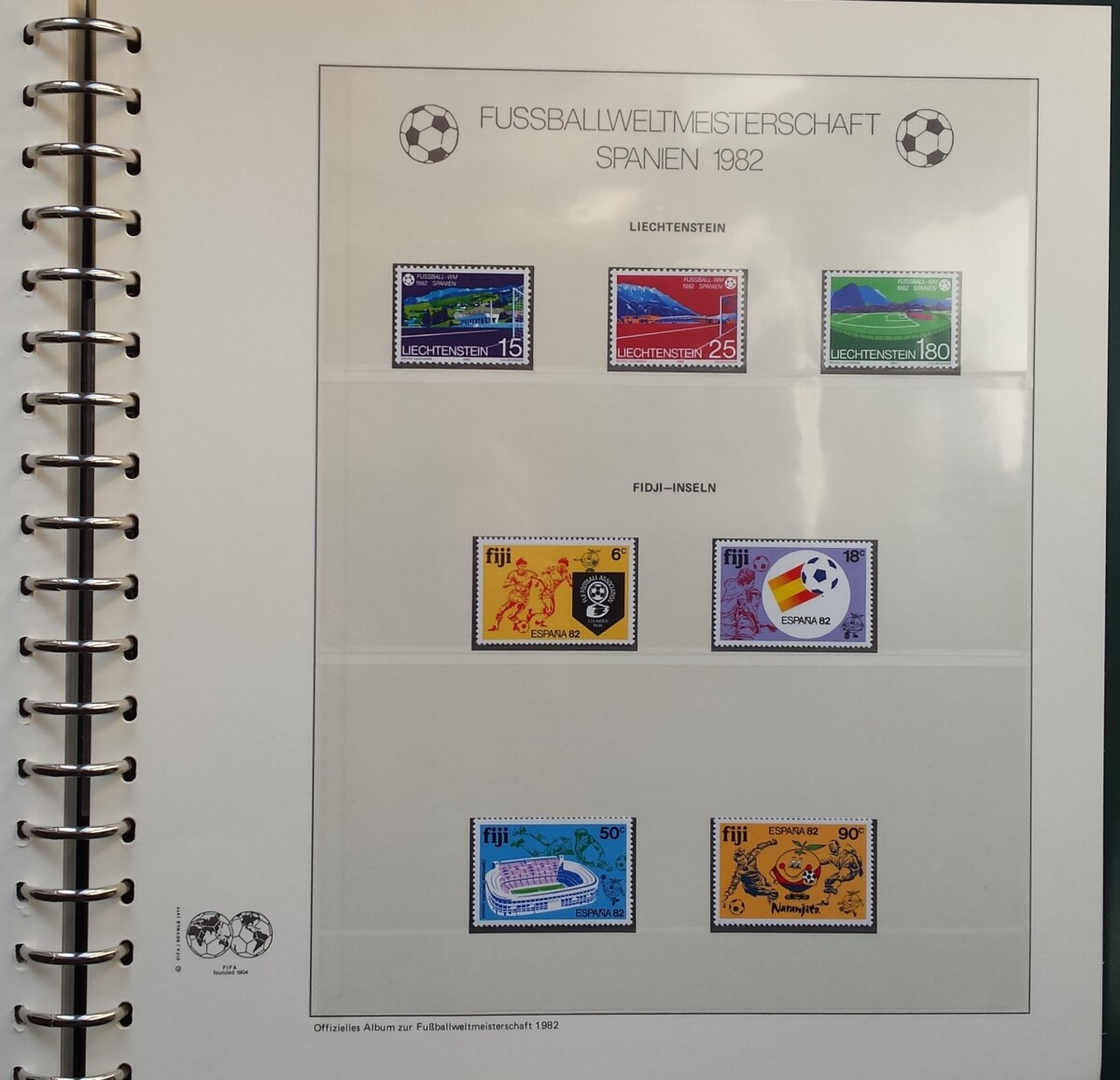 KOLEKCIJA "1982 m. Pasaulio futbolo čempionatas Ispanijoje" Lindner teminiame albume
