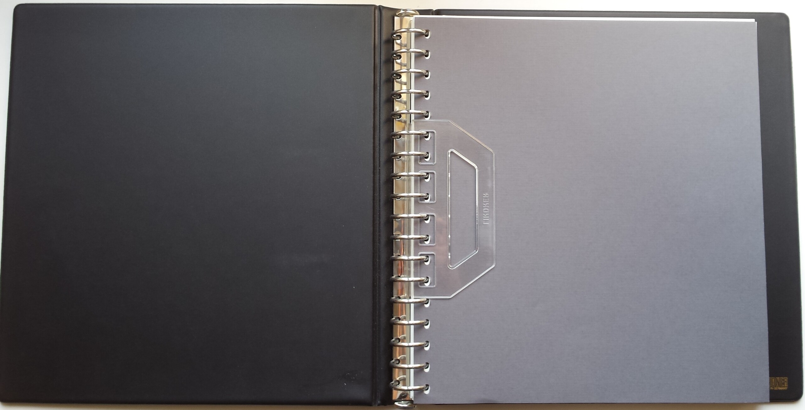 Albumas pašto ženklams, blokams, kitai filatelinei medžiagai LINDNER