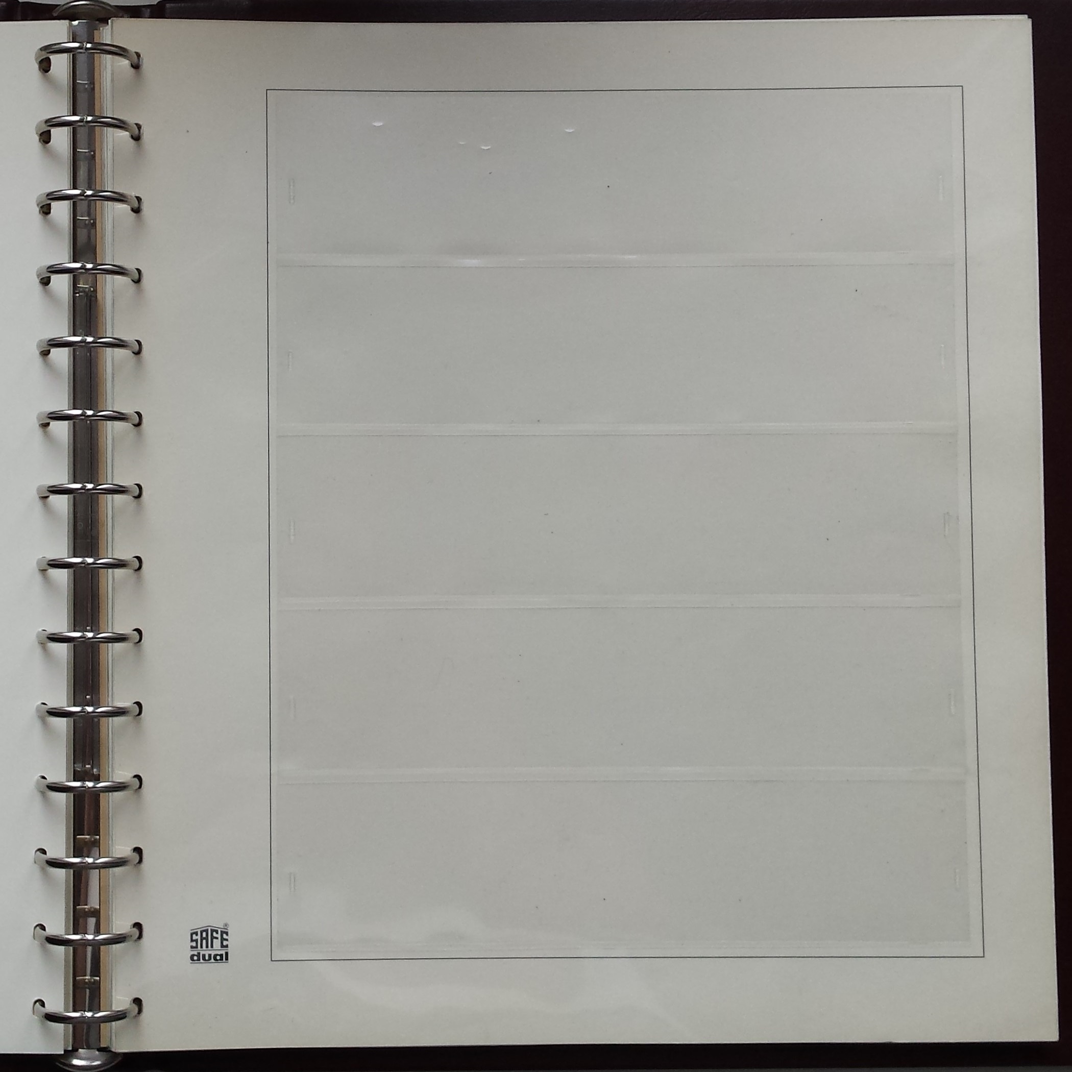 Albumas pašto ženklams, blokams, kitai filatelinei medžiagai SAFE Albumas pašto ženklams, blokams, kitai filatelinei medžiagai SAFE