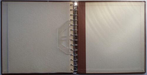 Albumas Latvijos 1992-1995 m. pašto ženklams SAFE
