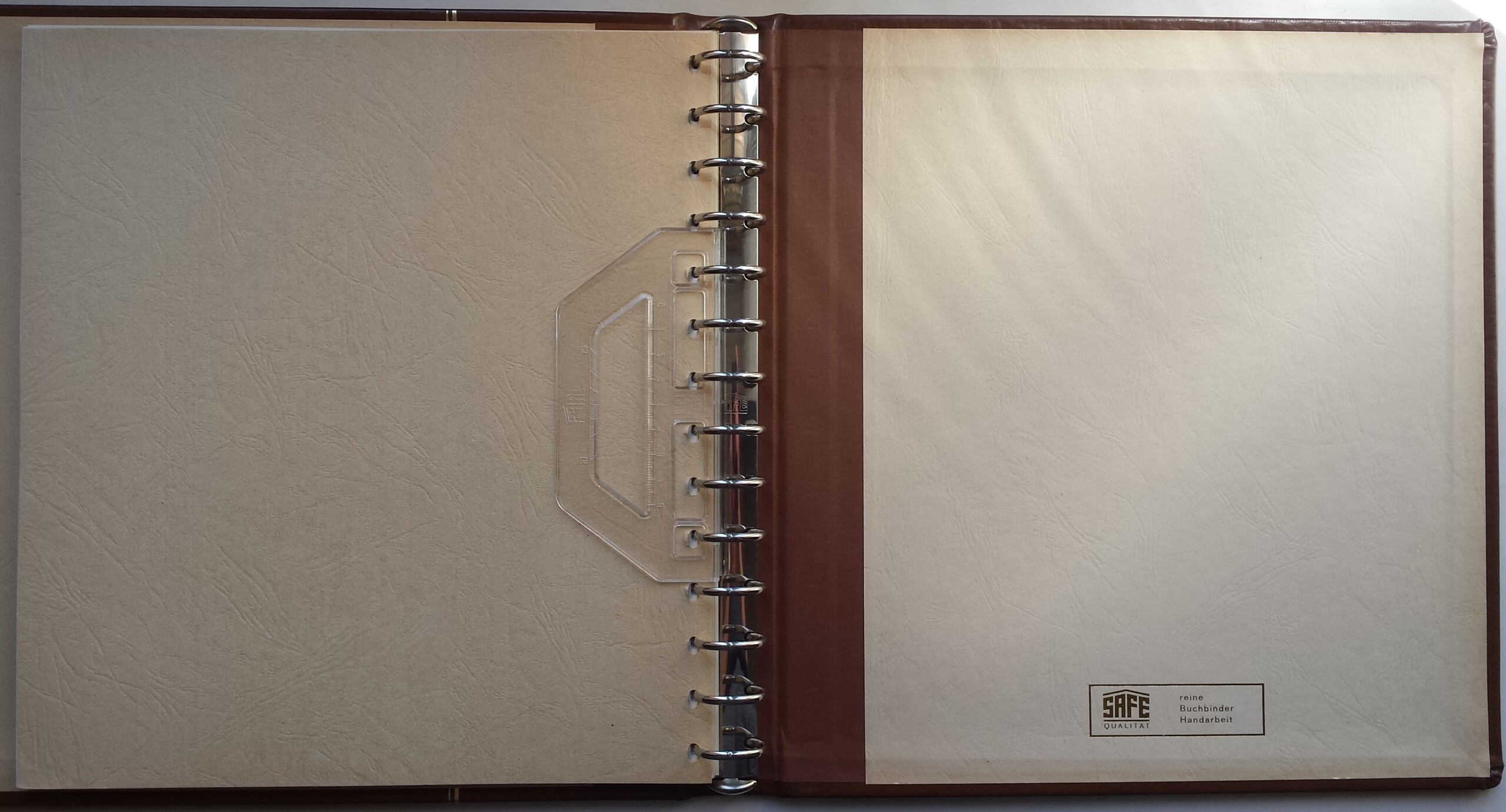 Albumas Estijos 1991-1995 m. pašto ženklams SAFE Albumas Estijos 1991-1995 m. pašto ženklams SAFE