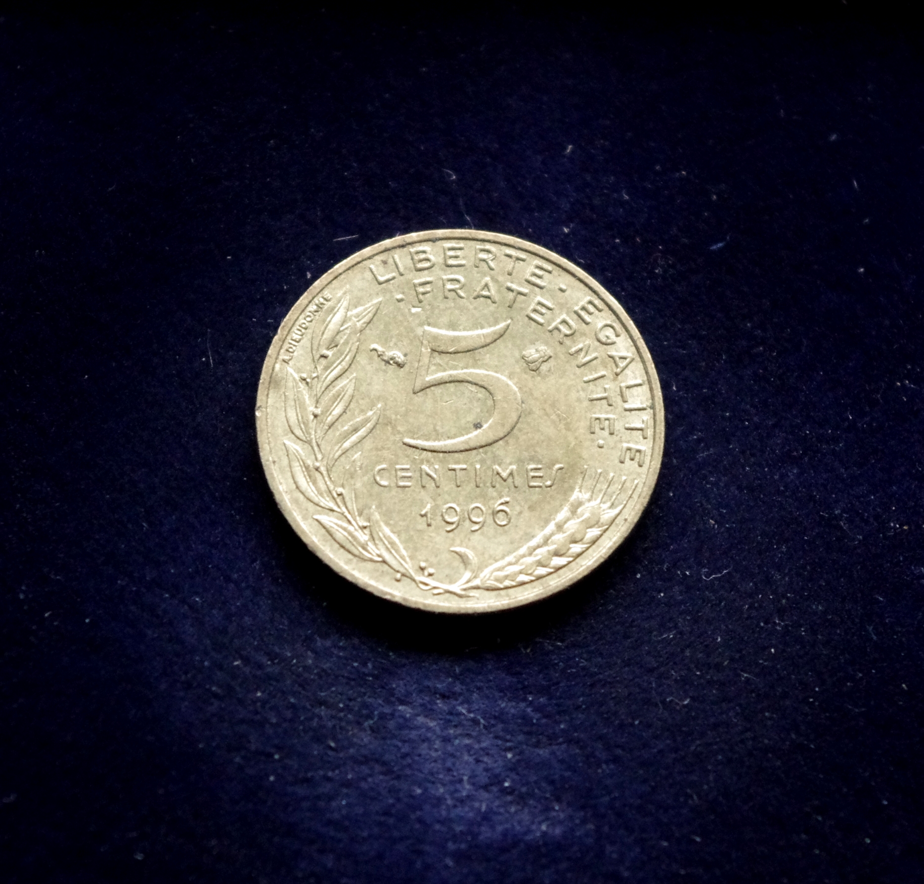 Prancūzija, 5 santimai 1996m