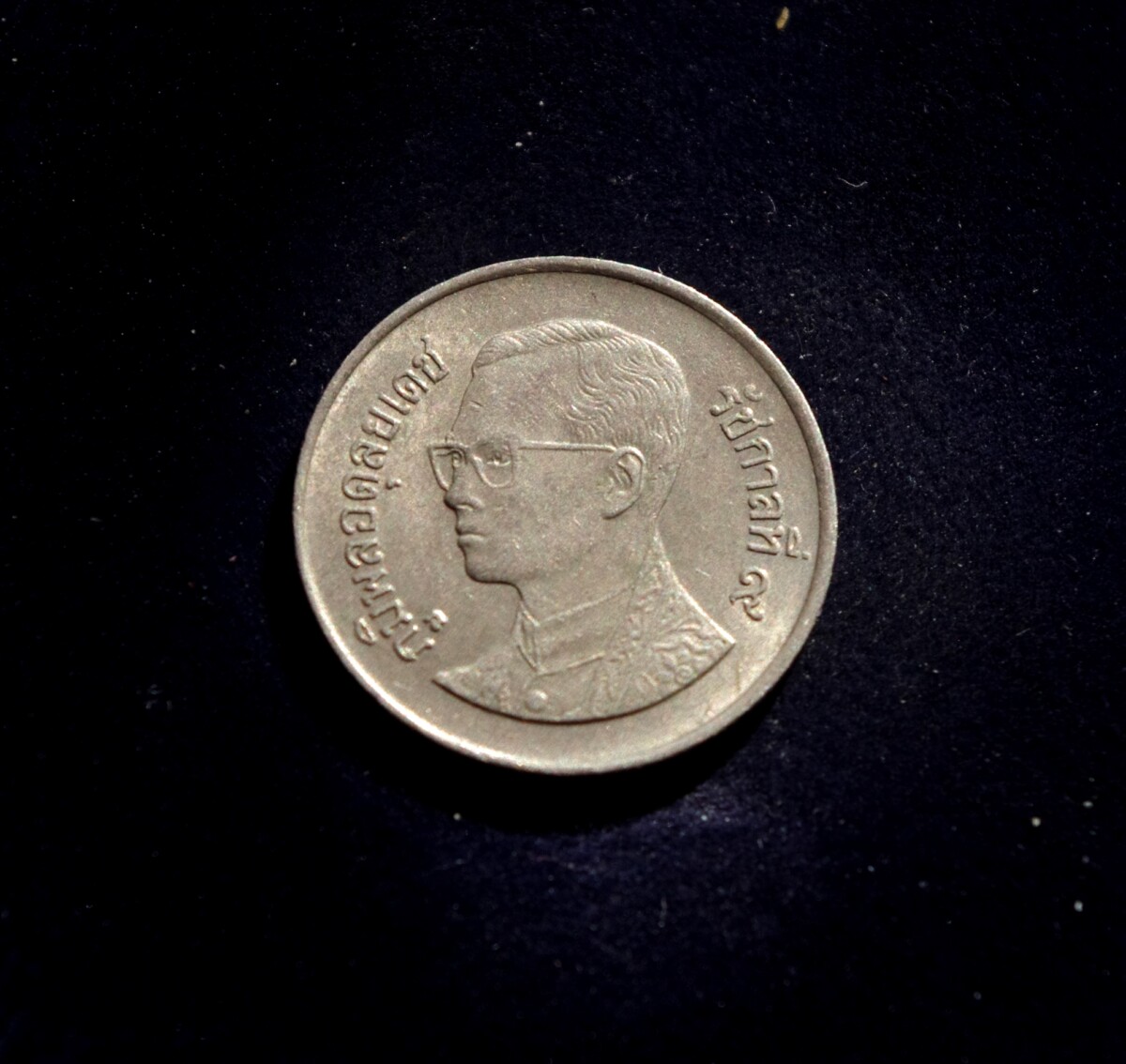 Tailandas, 1 batas 1987m