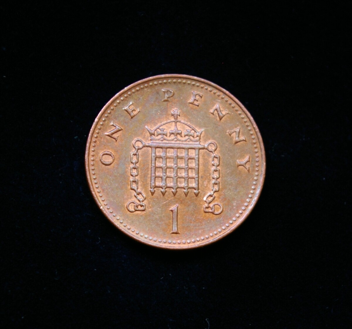 Didžioji Britanija, 1 pensas 2003m
