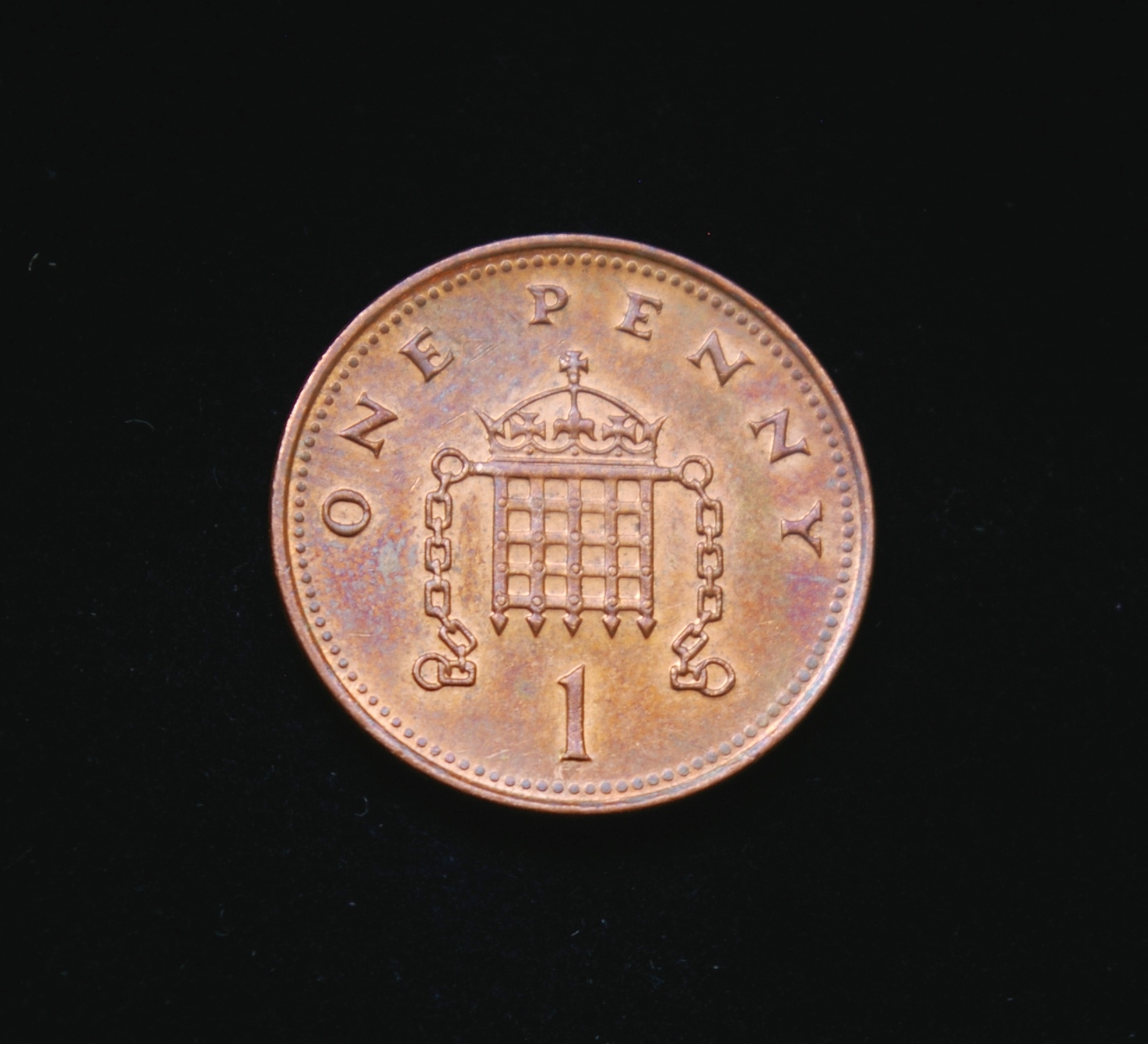 Didžioji Britanija, 1 pensas 2002m