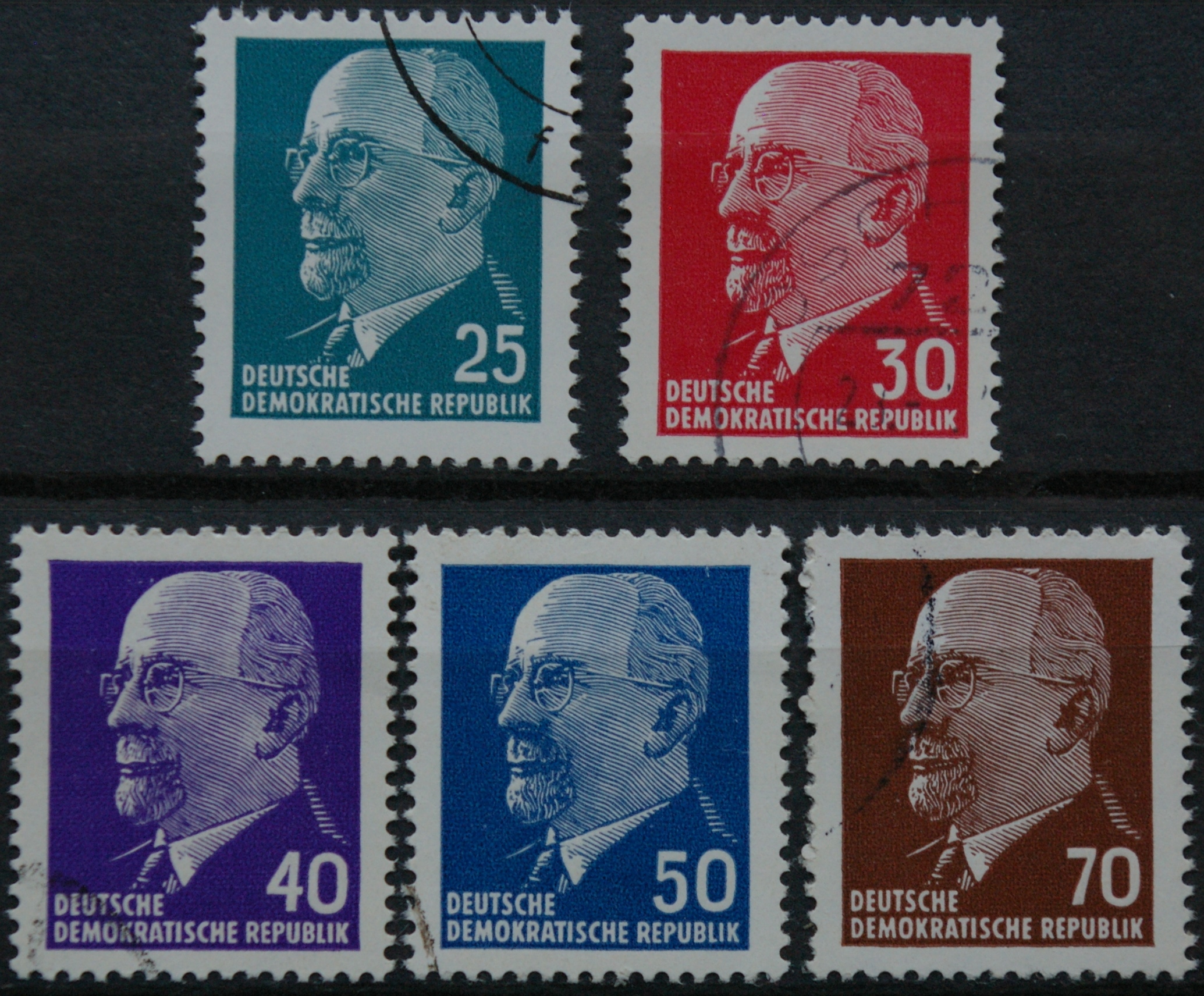 Vokietijos Demokratinė Respublika VDR, pilna serija MiNr 934-938 Used (O)