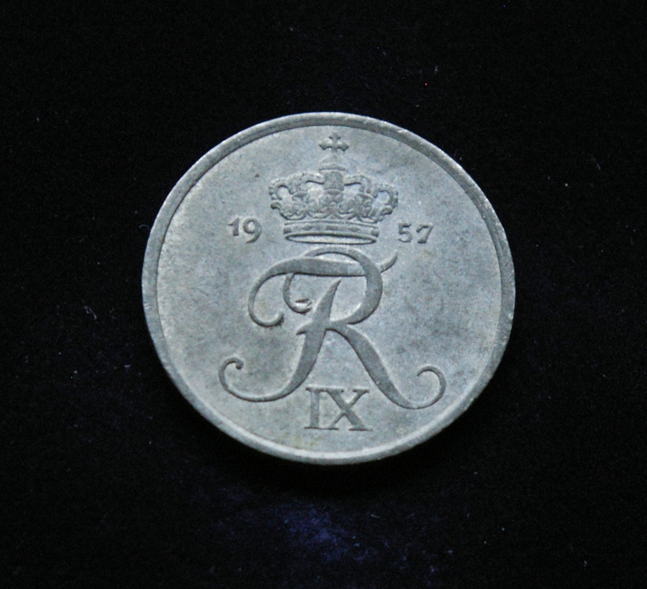 Danija, 2 erės 1957m