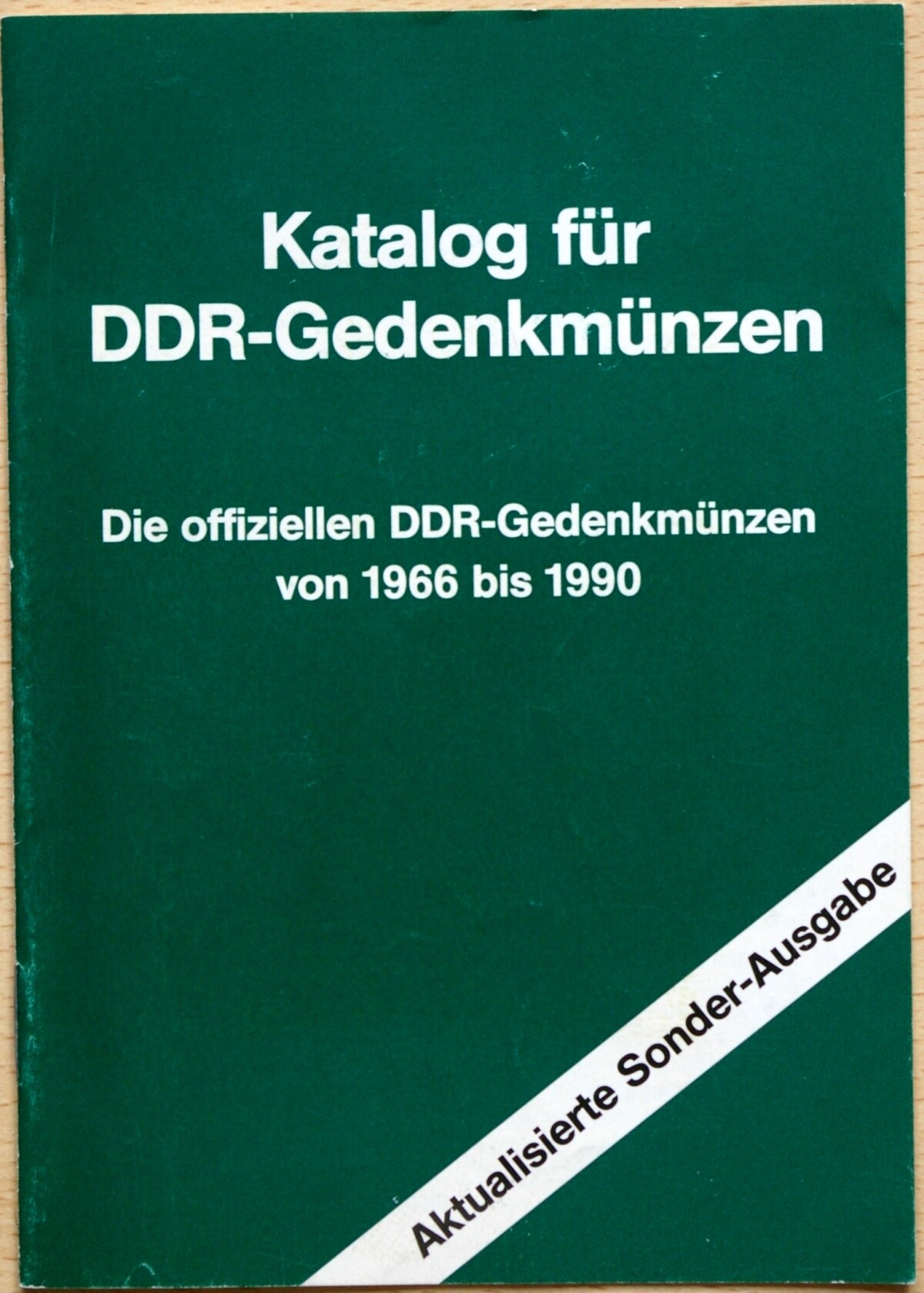 Vokietijos Demokratinės Respublikos 1966-1990 m. proginių monetų katalogas