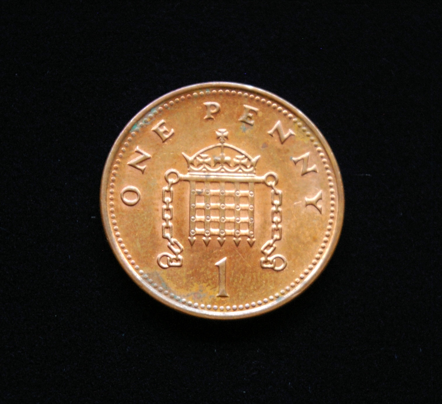 Didžioji Britanija, 1 pensas 2001m