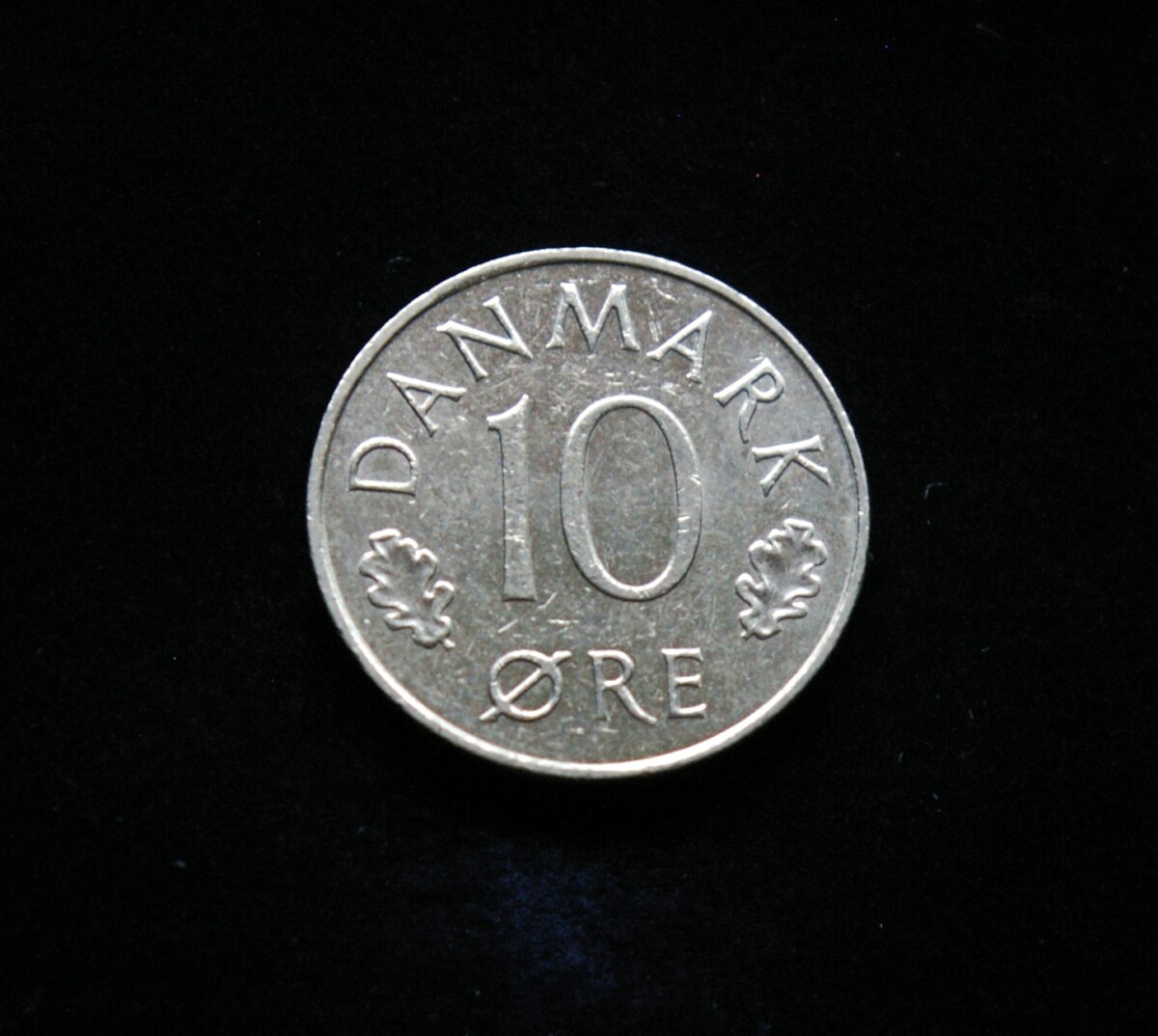 Danija, 10 erių 1977m