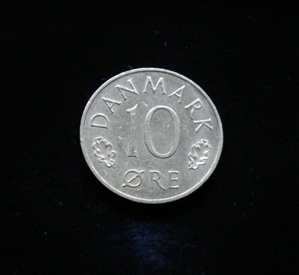 Danija, 10 erių 1977m