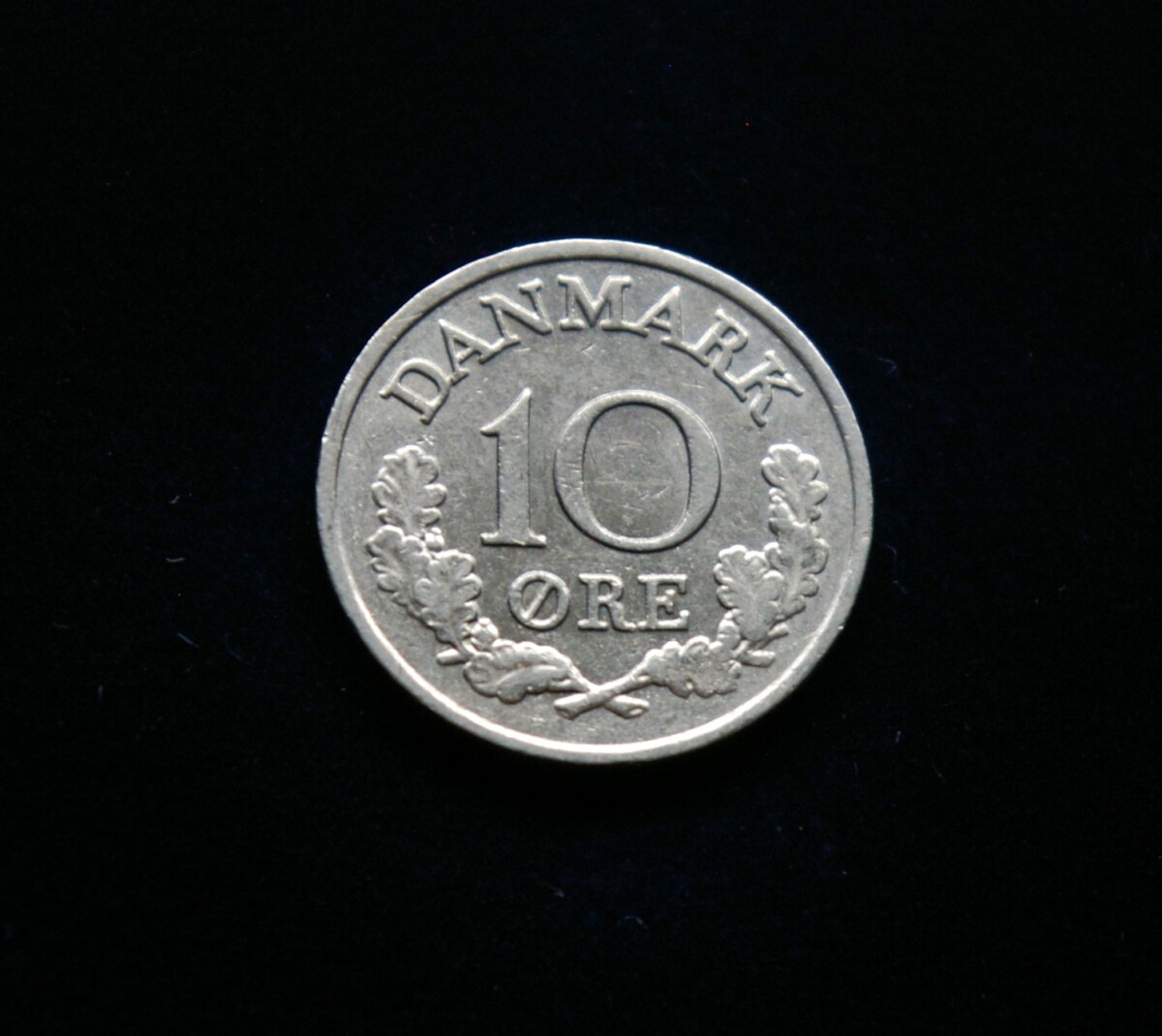 Danija, 10 erių 1966m