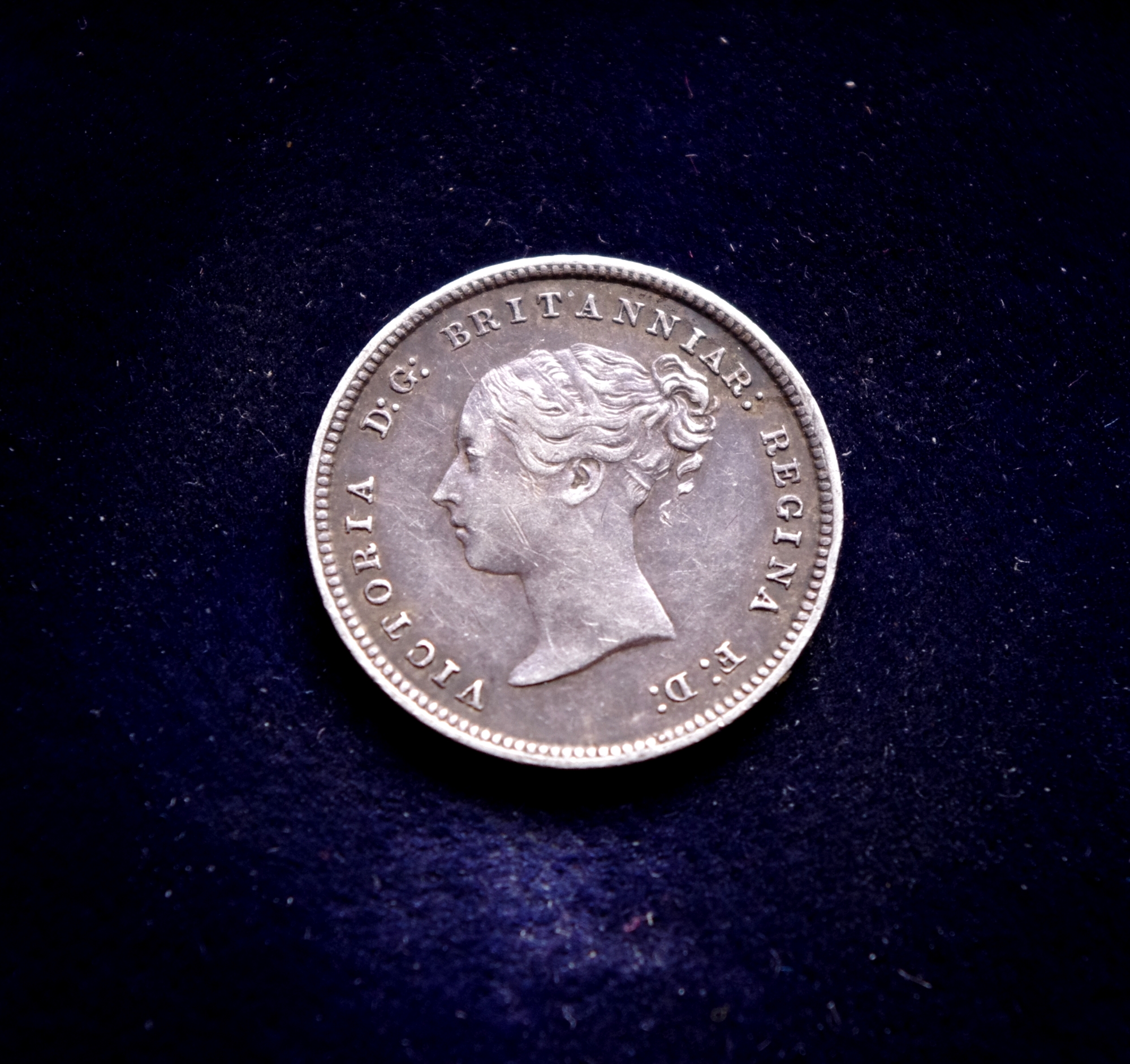 Didžioji Britanija, SIDABRINIAI 4 pensai 1870m E