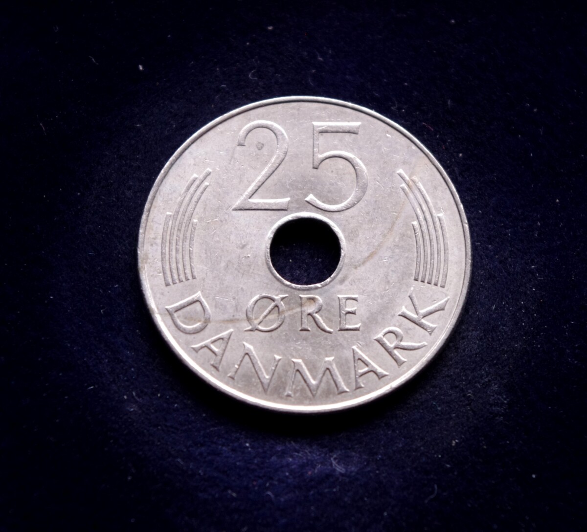 Danija, 25 erės 1983m E