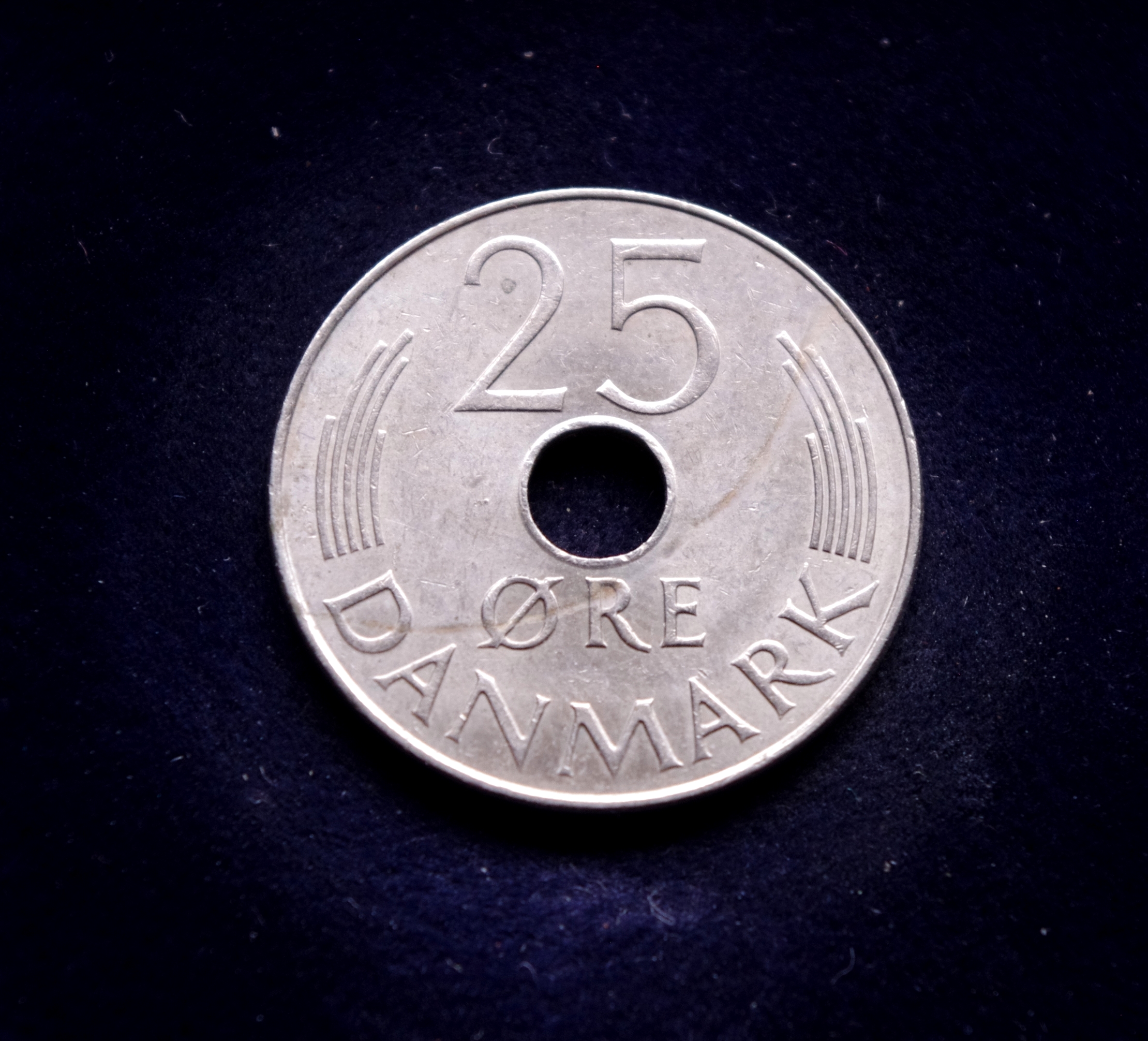 Danija, 25 erės 1983m E