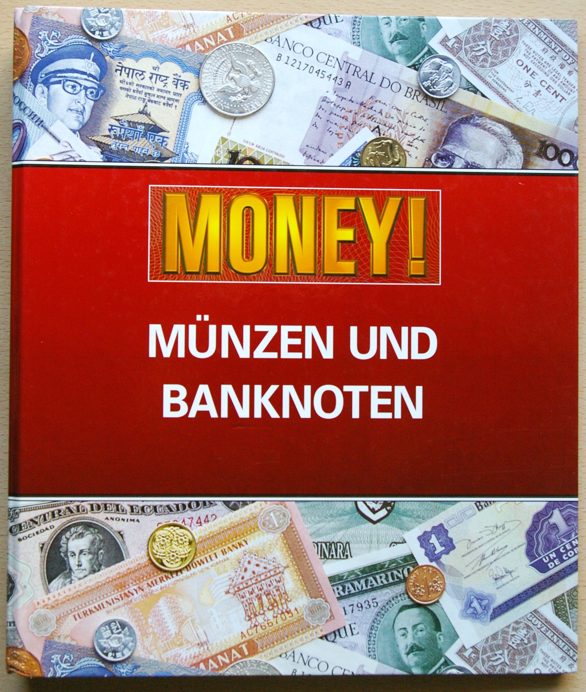 Banknotų kolekcija su albumu