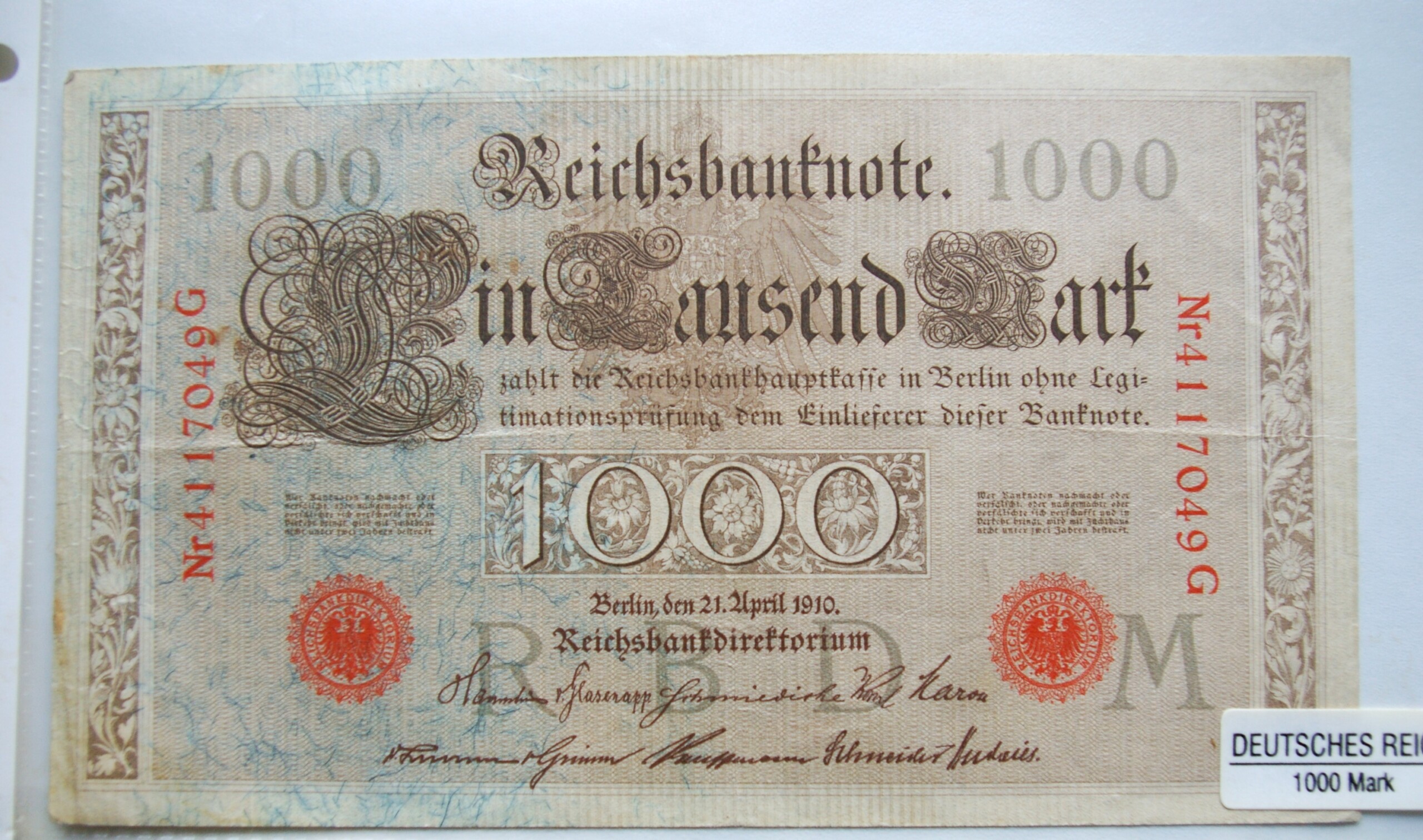 Banknotų kolekcija su albumu