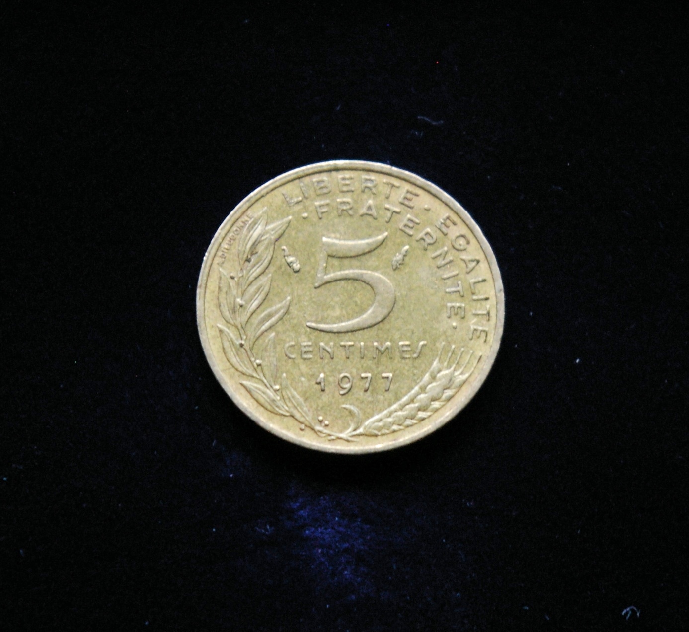 Prancūzija, 5 santimai 1977m