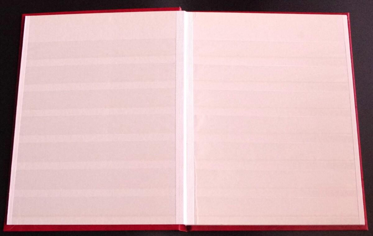 Naudotas pašto ženklų albumas, A5 formato, 8 baltų puslapių